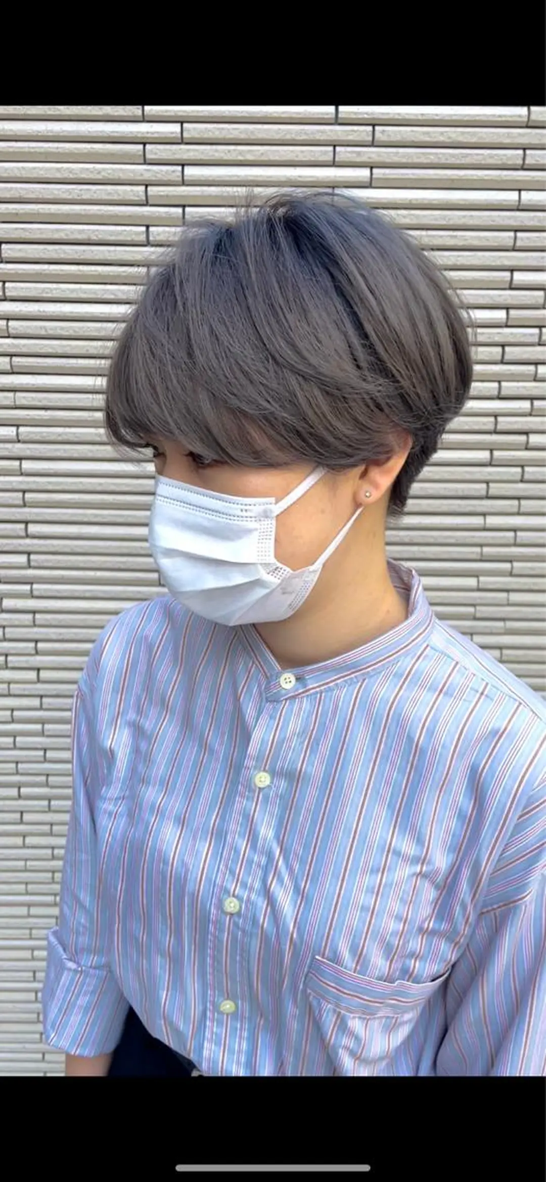 ショート カラー ブリーチ グレージュ シルバー シルバーグレージュ ショートヘア ヘアカラー レイヤー/大人メンズ パーマ🌀 平島拓也のヘアスタイル