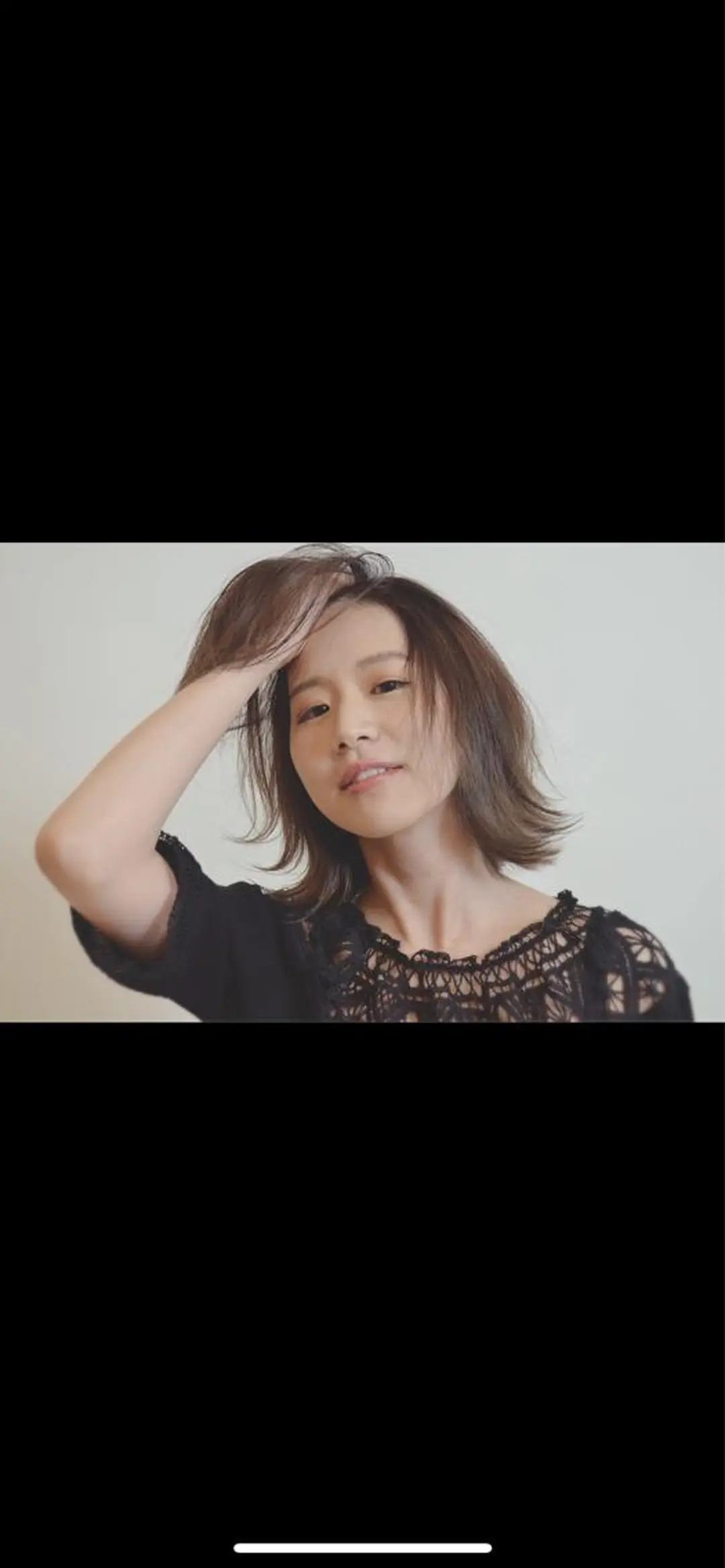 ミディアム カラー 金子 しおりのヘアスタイル