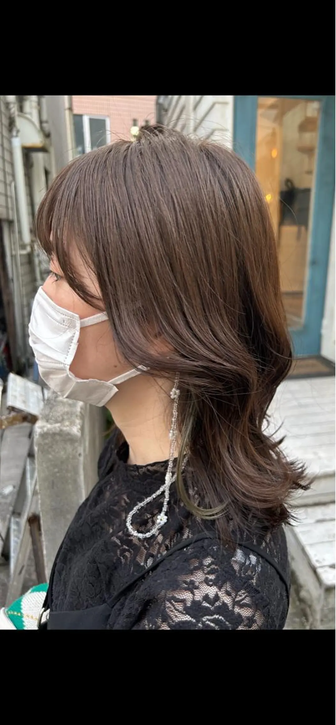 セミロング カラー イヤリングカラー インナーカラー オリーブカラー 🌈美髪✂︎艶色🎨 頭皮改善🍀TAKUのヘアスタイル