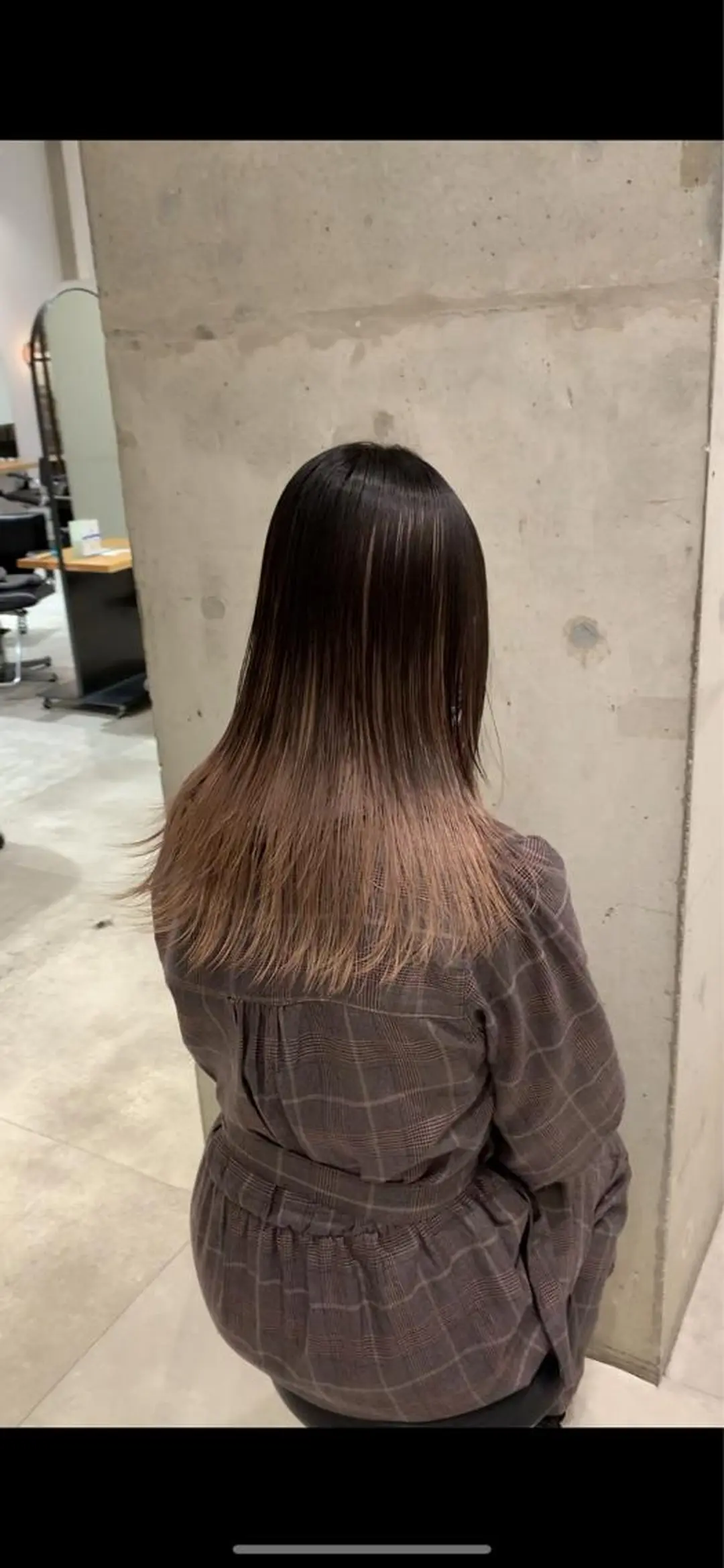 セミロング カラー れい🫧 ハイトーン特化のヘアスタイル