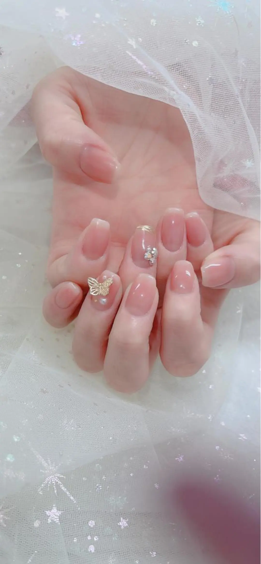 ネイル ハンドネイル Queens ciciのネイルデザイン