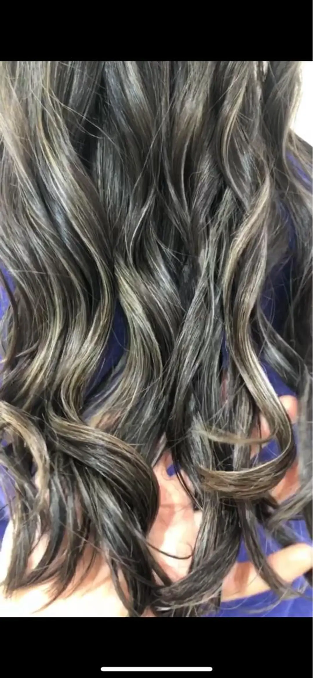 ロング カラー ハイライトカラー ハイライト 松永 梨央のヘアスタイル
