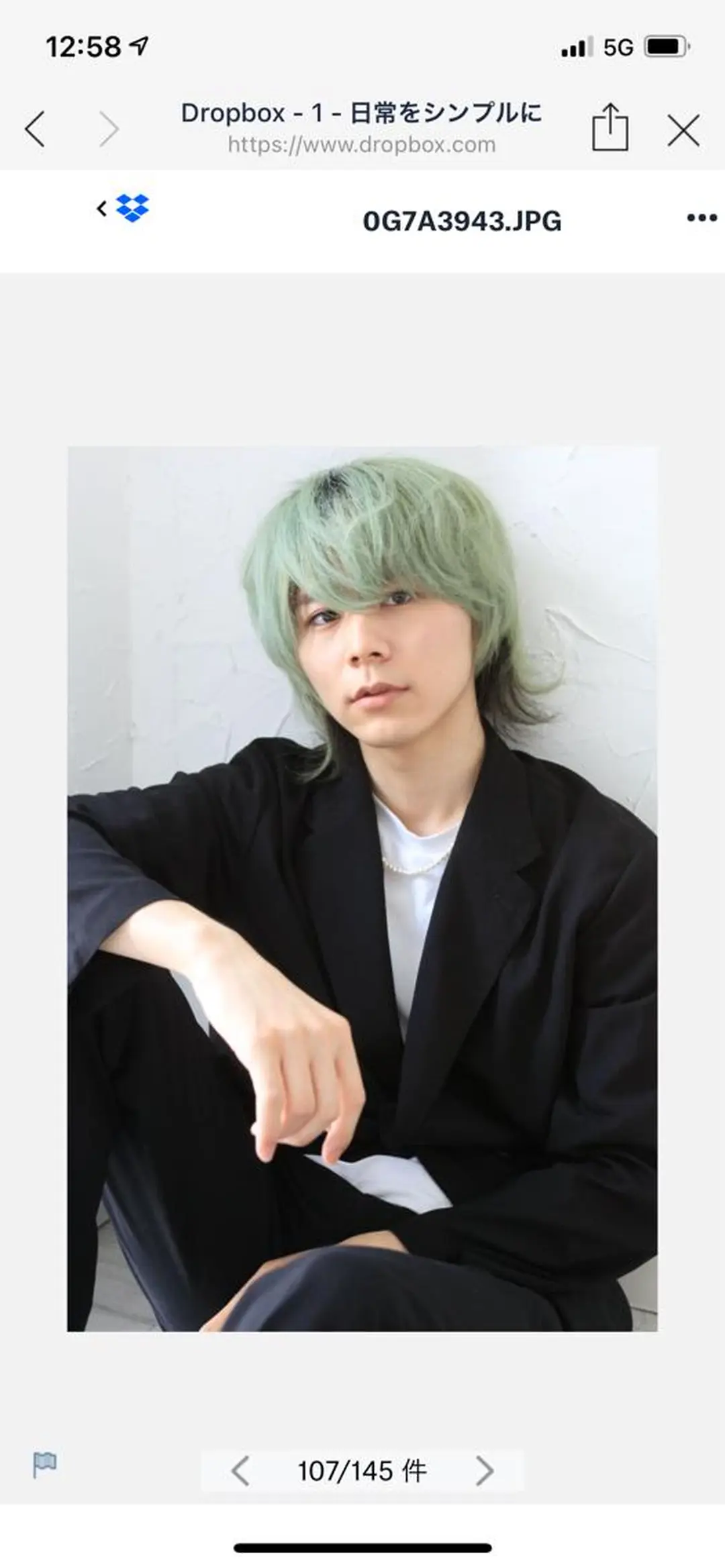 ミディアム カラー メンズ メンズウルフカット 黒髪 ミント ミントグリーン ウルフカット ブリーチ特化 ハイトーンRYOYAのヘアスタイル