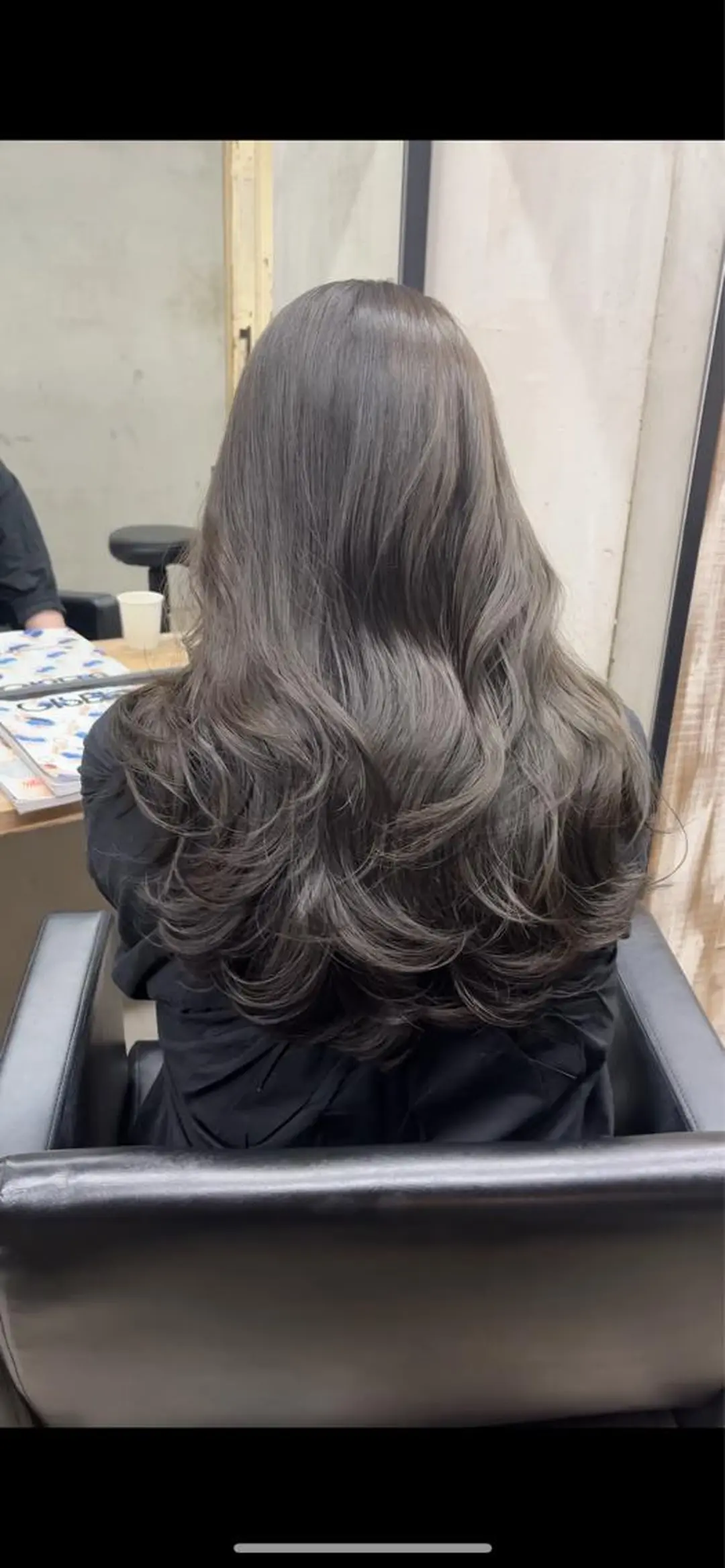 ロング カラー グレージュ オリーブグレージュ オリーブグレー カット ヘアカラー トリートメント Ameri/髪質改善 /韓国ヘア🇰🇷のヘアスタイル