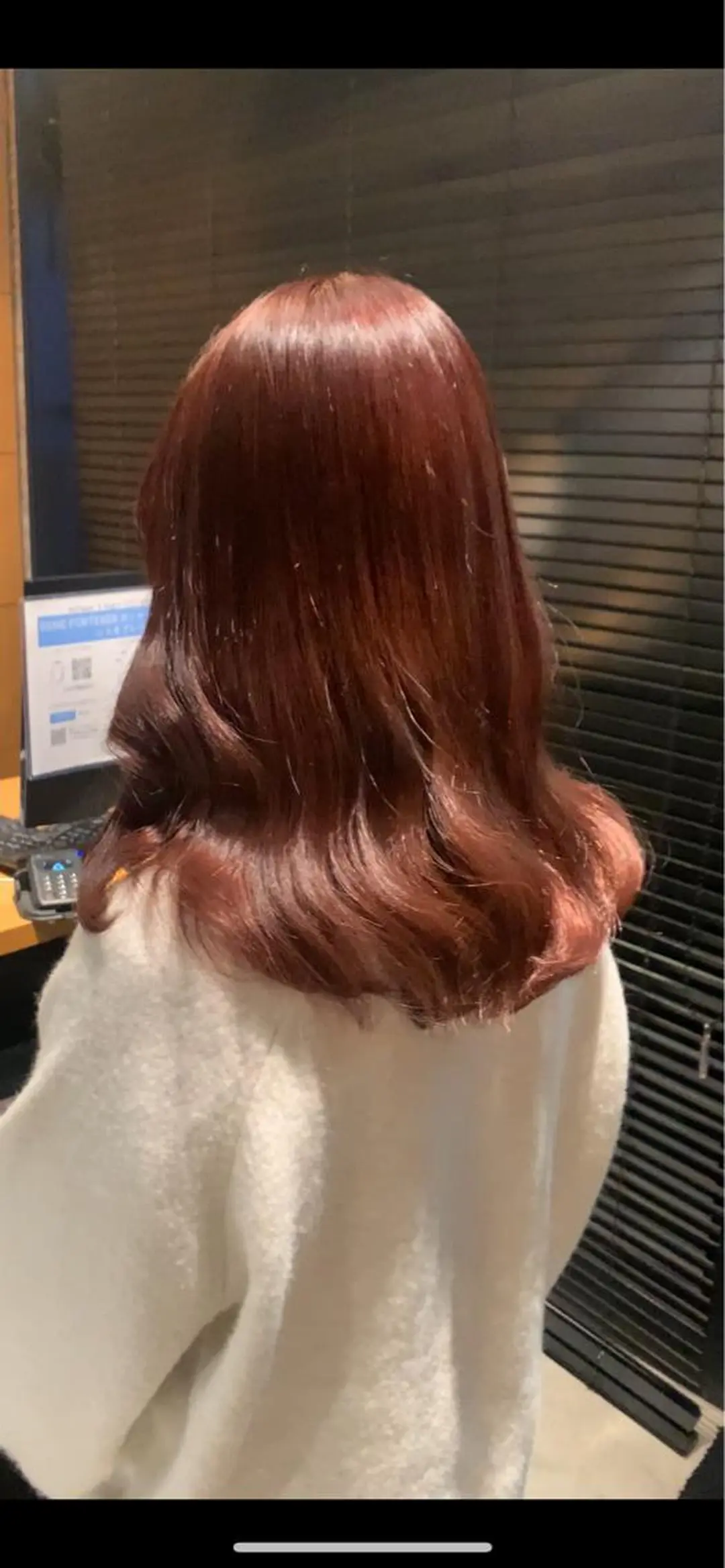 セミロング カラー 藤田 明輝のヘアスタイル