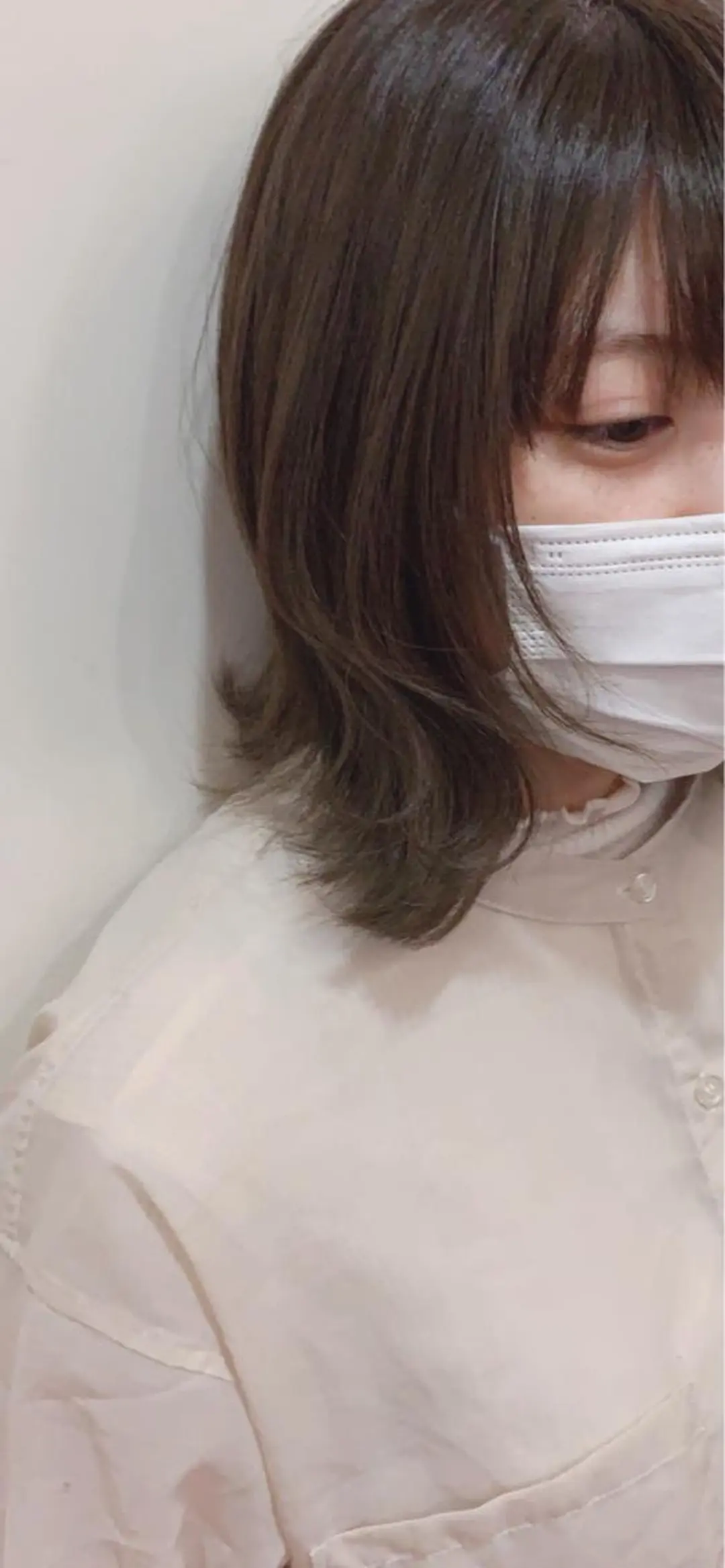 ミディアム 外ハネヘア ウルフカット AIRFLOW AMBITION所属・後東 れいなのヘアスタイル