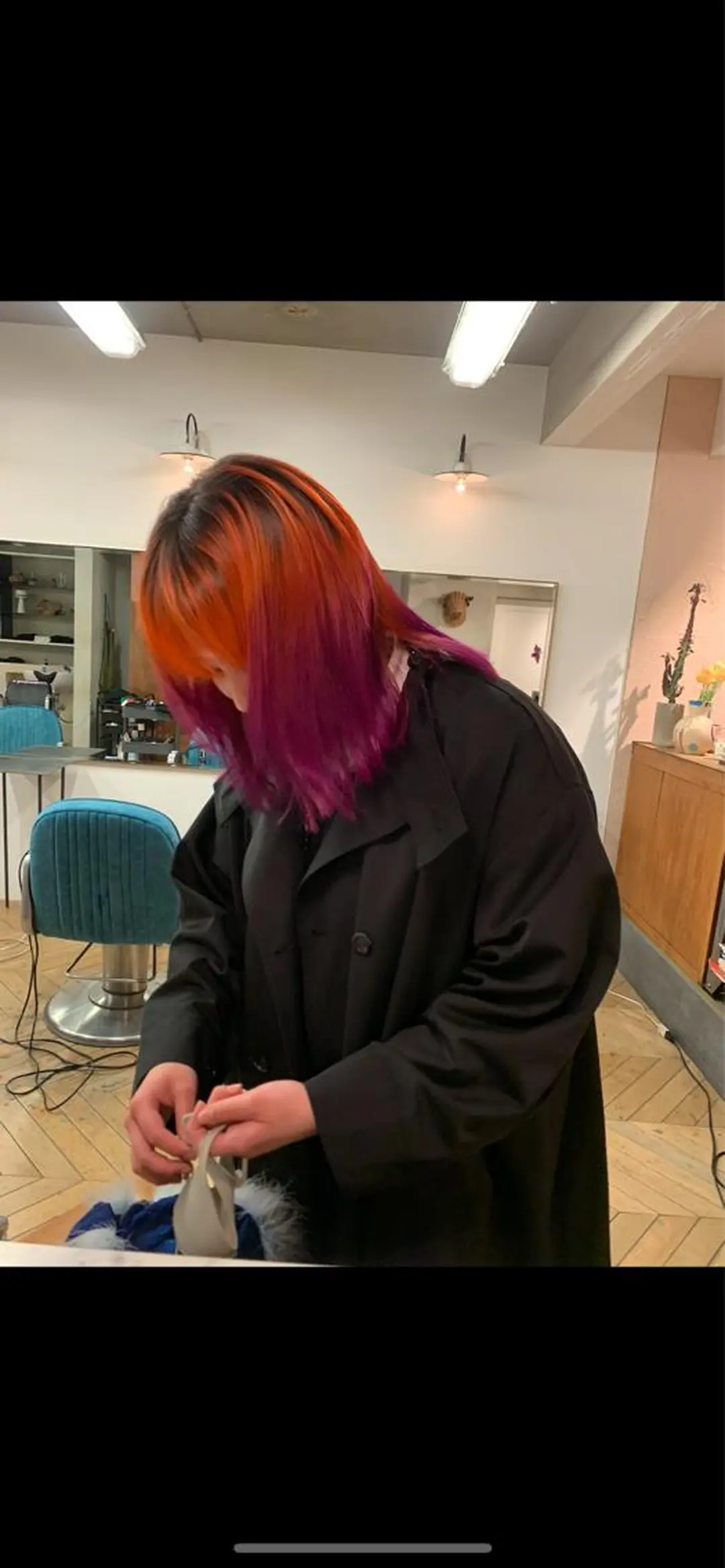 ロング カラー パーマ ヘアアレンジ バレイヤージュ ブリーチ ケアブリーチ デザインカラー ダブルカラー スパイラルパーマ 🌐hina⭐️のヘアスタイル