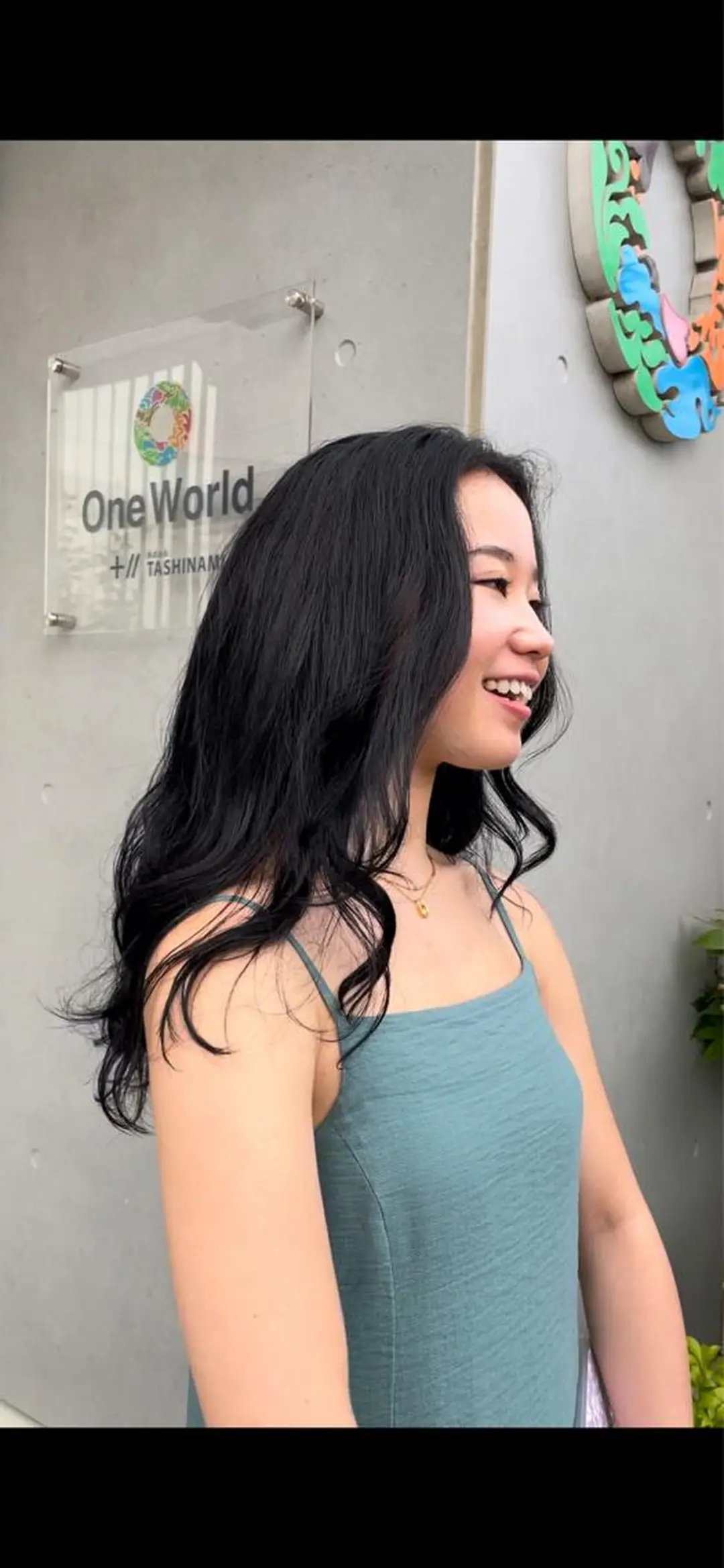 ロング レイヤーカット Hair salon One World Parc所属・五日市 愛衣のヘアスタイル