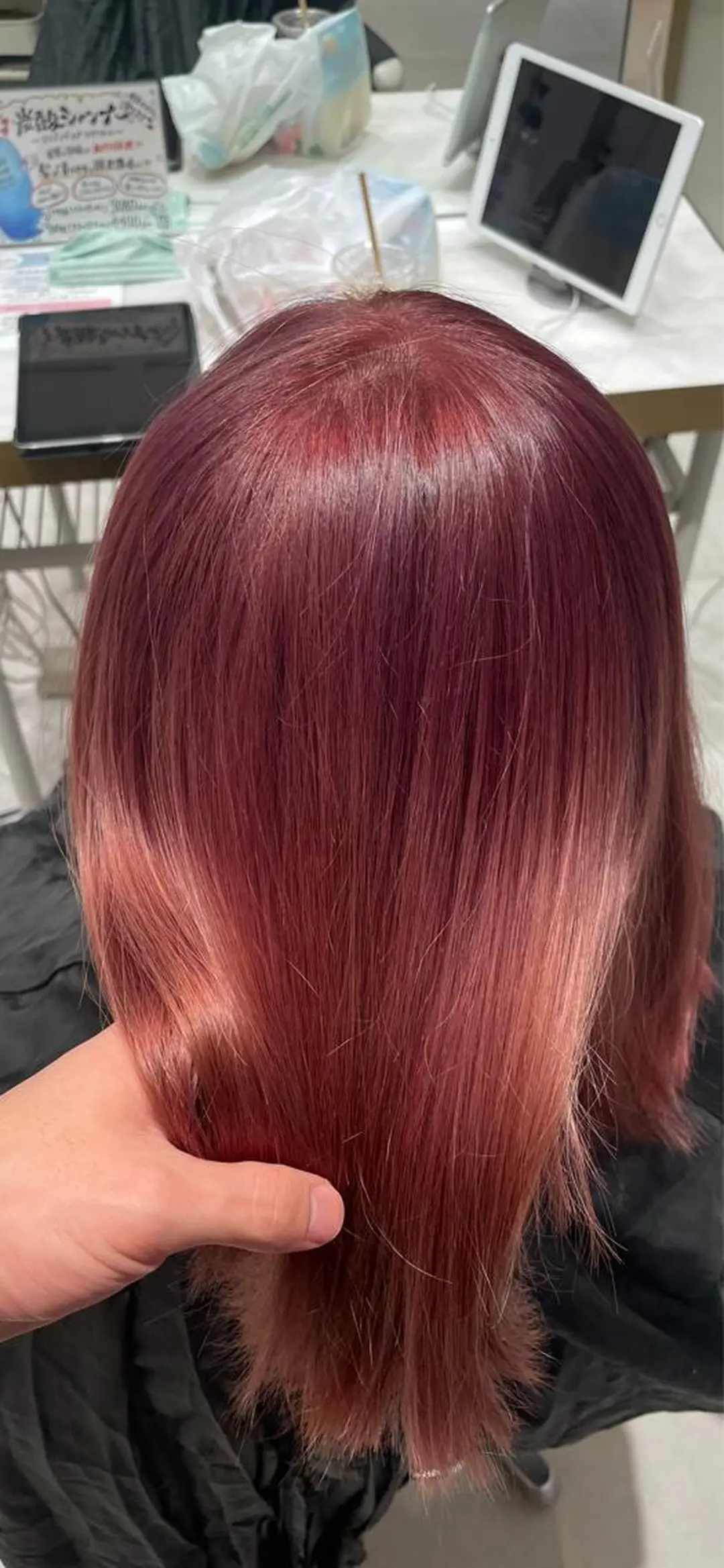 ロング カラー ブリーチ カット ヘアカラー トリートメント 顔周り/透明感カラー /韓国ヘア/TAKUのヘアスタイル