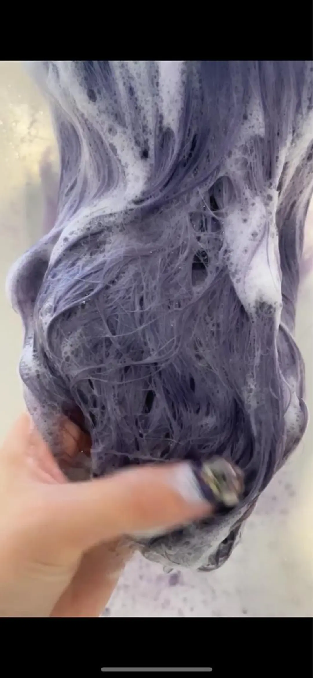 ロング カラー 艶ハイトーン👑♡ NATSUKIのヘアスタイル