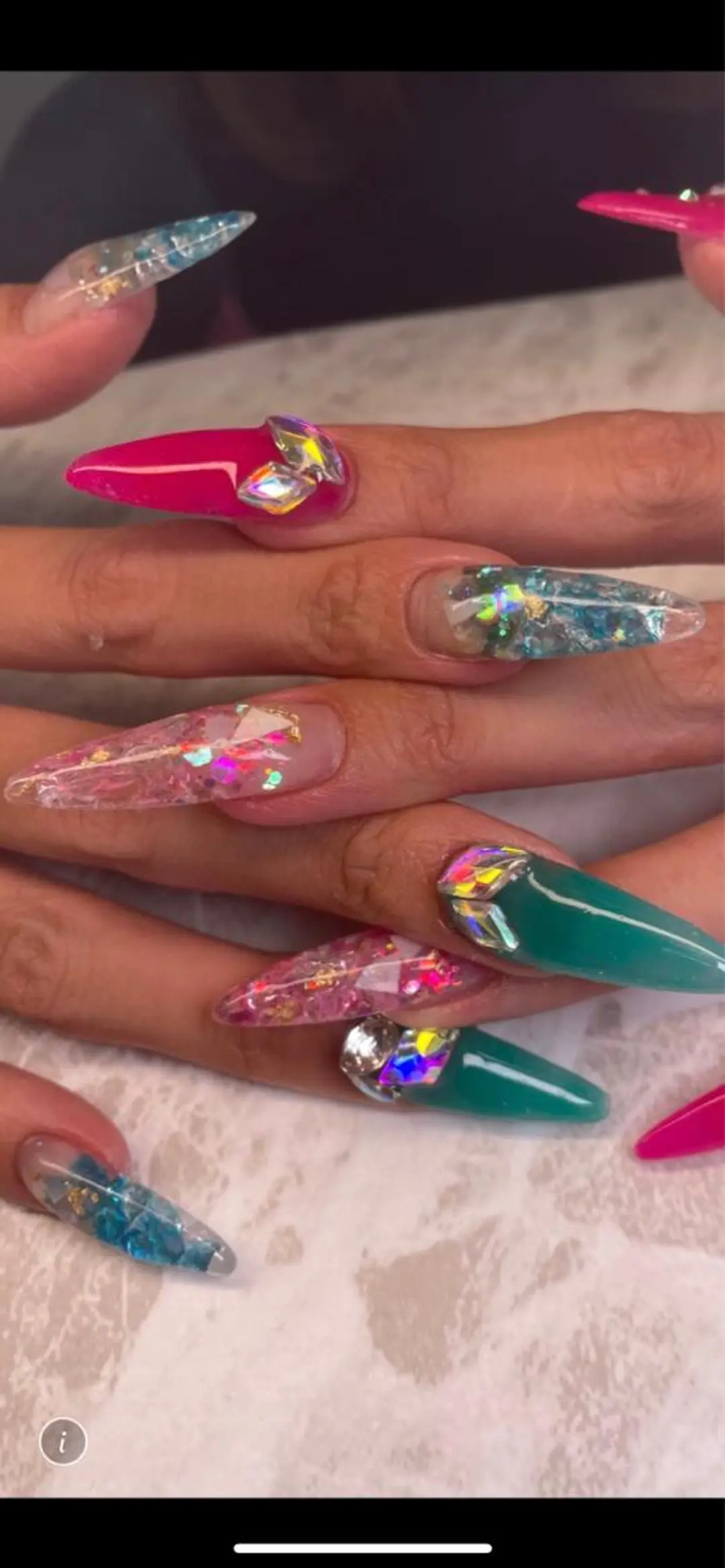 ネイル YOUTH nails waxing所属・YOUTH natsumiのネイルデザイン