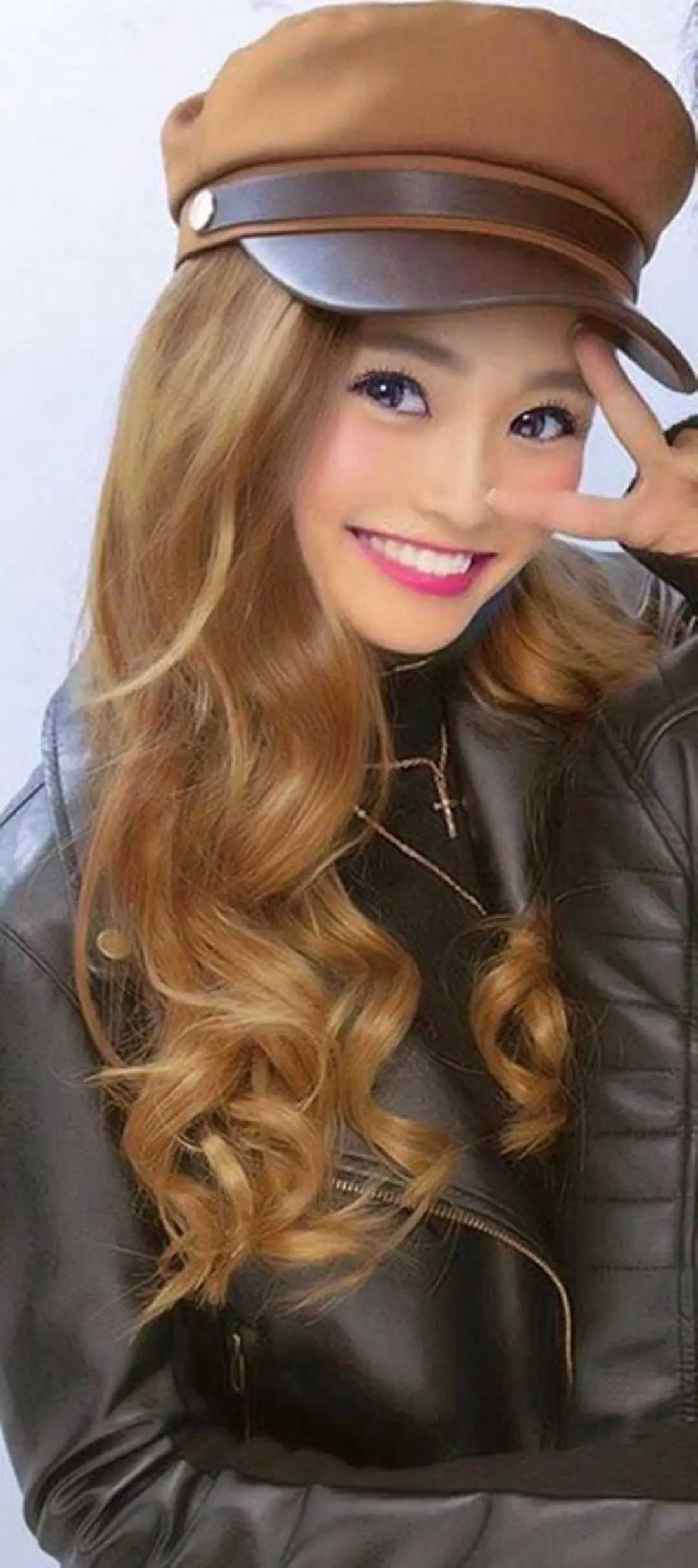 ロング カラー パーマ ヘアアレンジ Device ディバイスのヘアスタイル