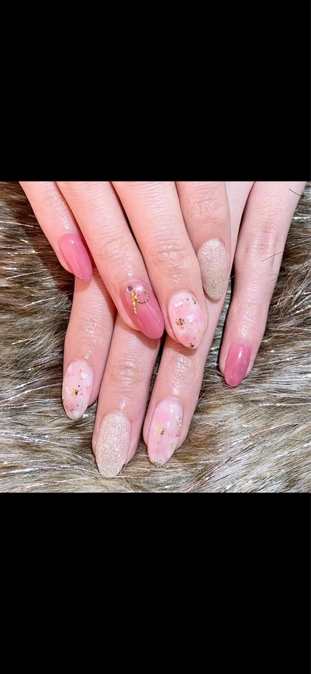 ネイル ハンドネイル ハンドケア 🌙都岡 ムーンネイルのネイルデザイン