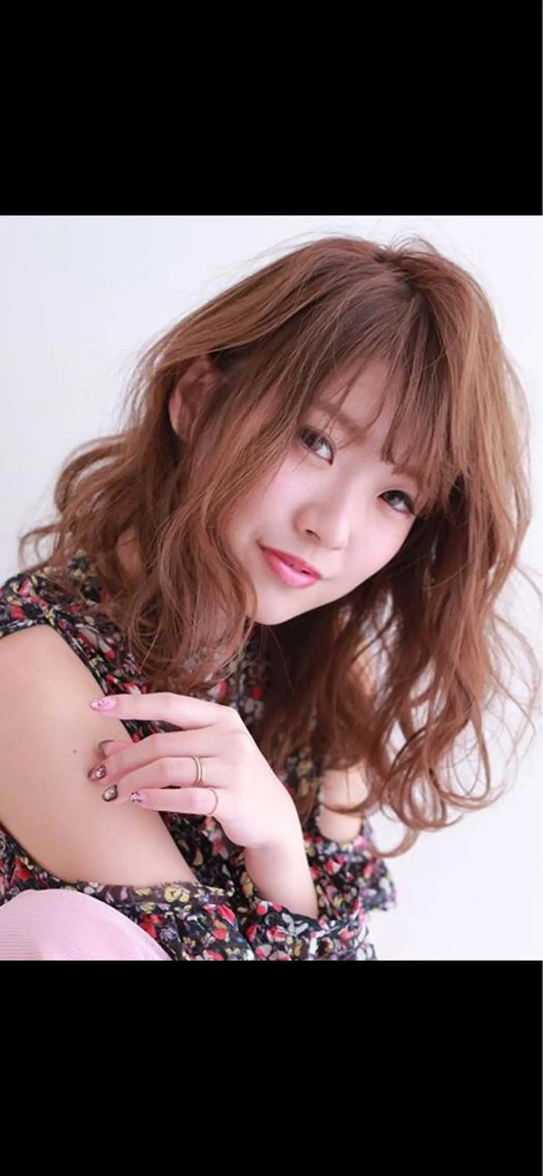 セミロング カラー ヘアアレンジ カット ヘアカラー トリートメント 山北 咲子のヘアスタイル