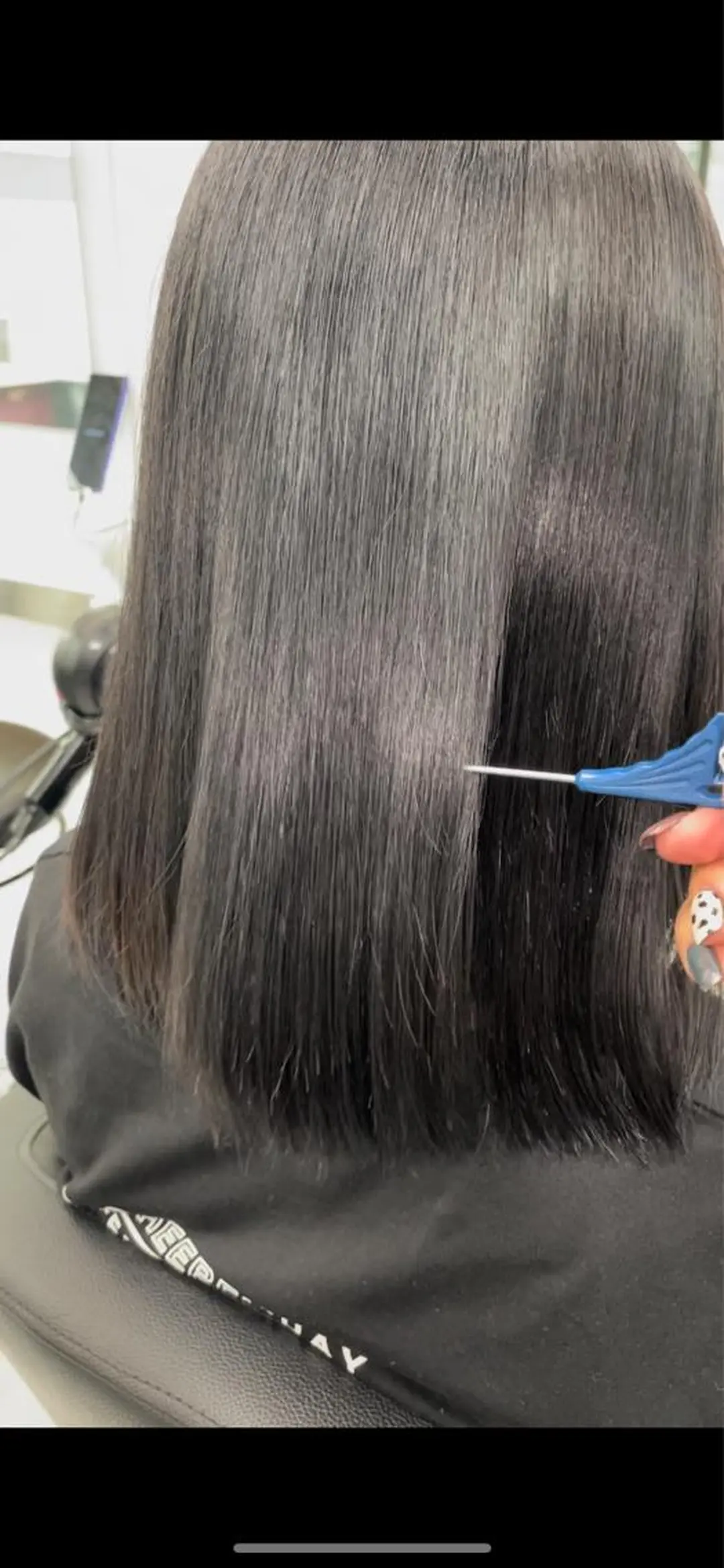 セミロング ❄最強かわいいカラー ❄️MINA❄️のヘアスタイル