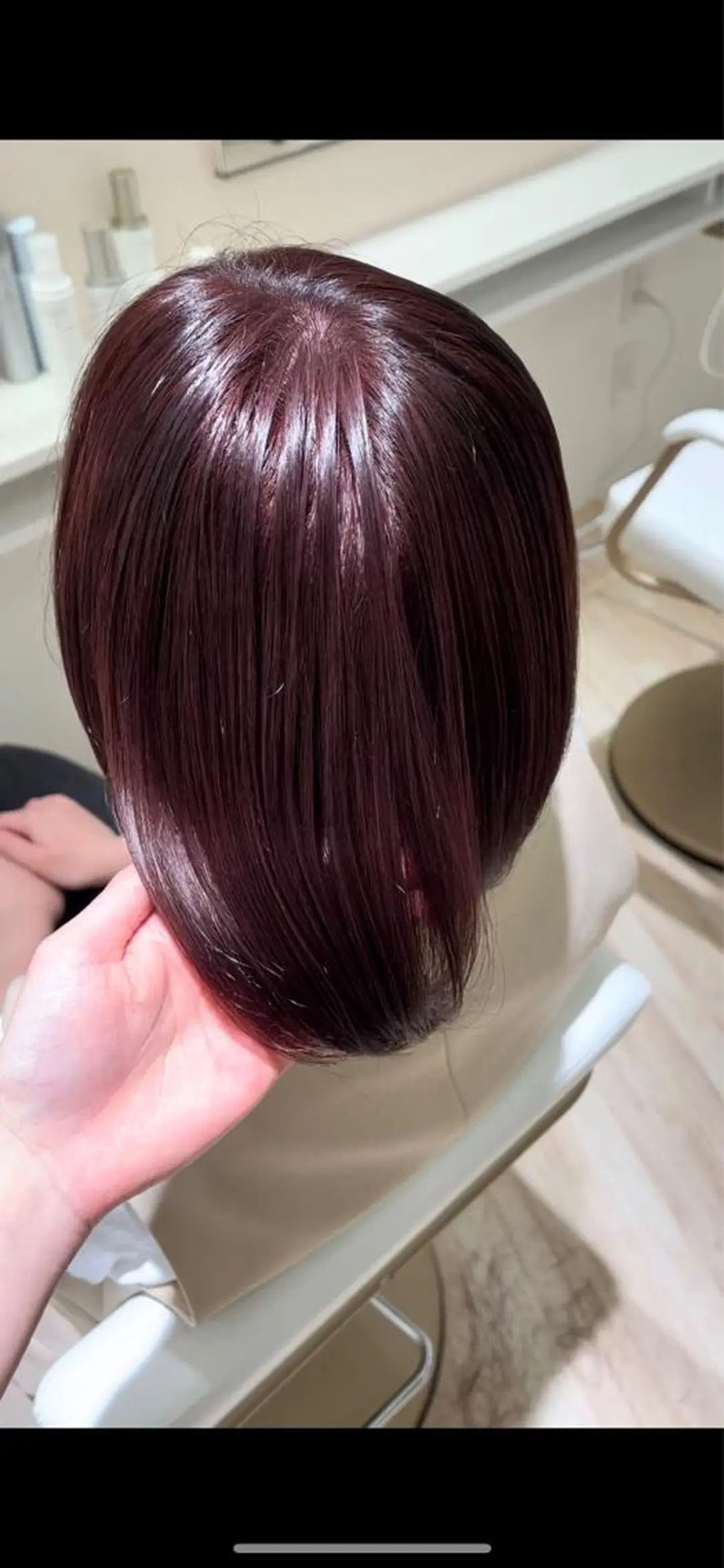 ショート カラー ブリーチ ヘアカラー トリートメント GOODDAY ヘアサロンのヘアスタイル