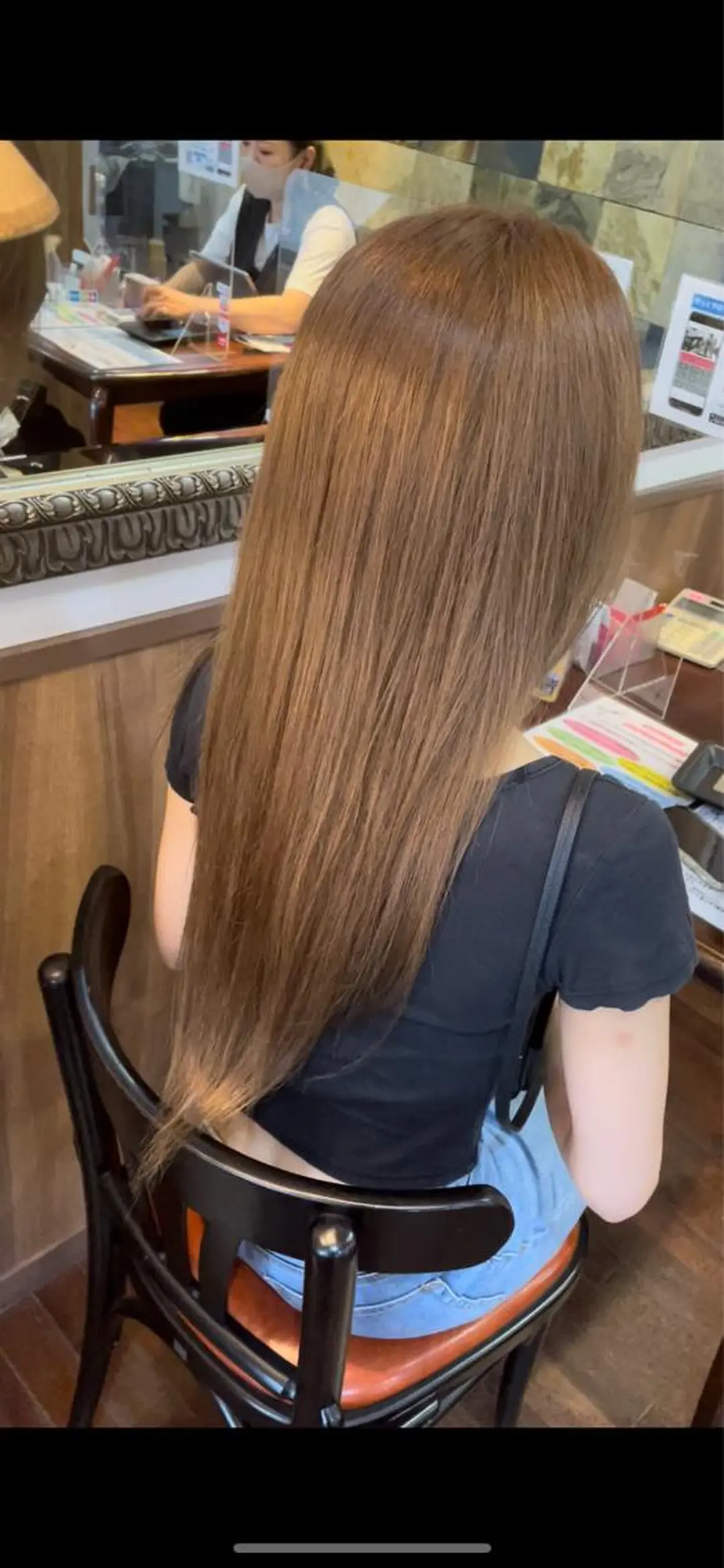 ロング カラー ベージュカラー ブリーチ ケアブリーチ ミルクティーベージュ トリートメント 福見 美保のヘアスタイル