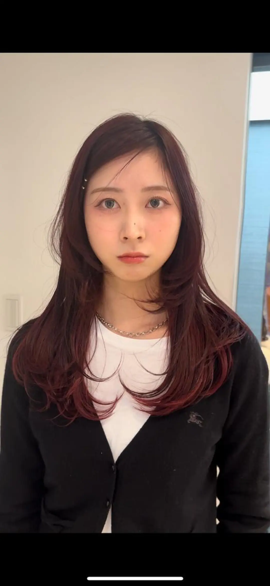 ロング レッドブラウン 顔周りカット レイヤーカット ミチオノザワヘアサロン所属・カット 🔹KAIRIのヘアスタイル