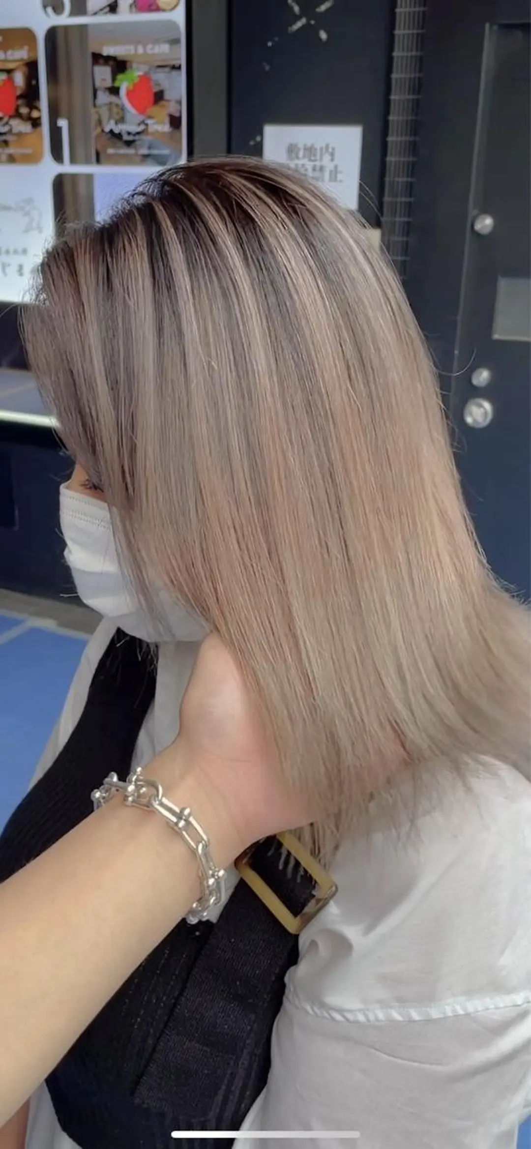 セミロング ヘアカラー トリートメント Selene hair OSAKAのヘアスタイル