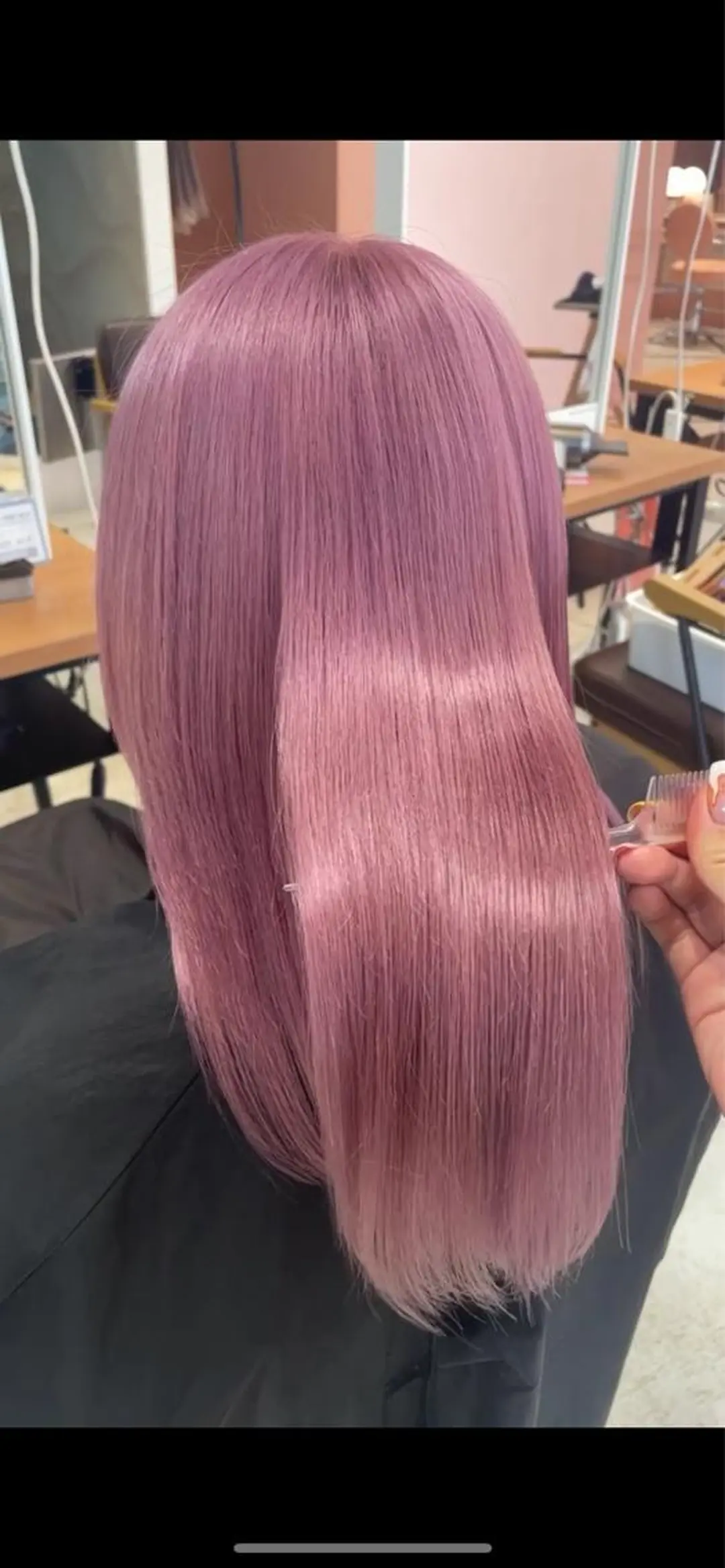 セミロング カラー 艶ハイトーン👑♡ NATSUKIのヘアスタイル