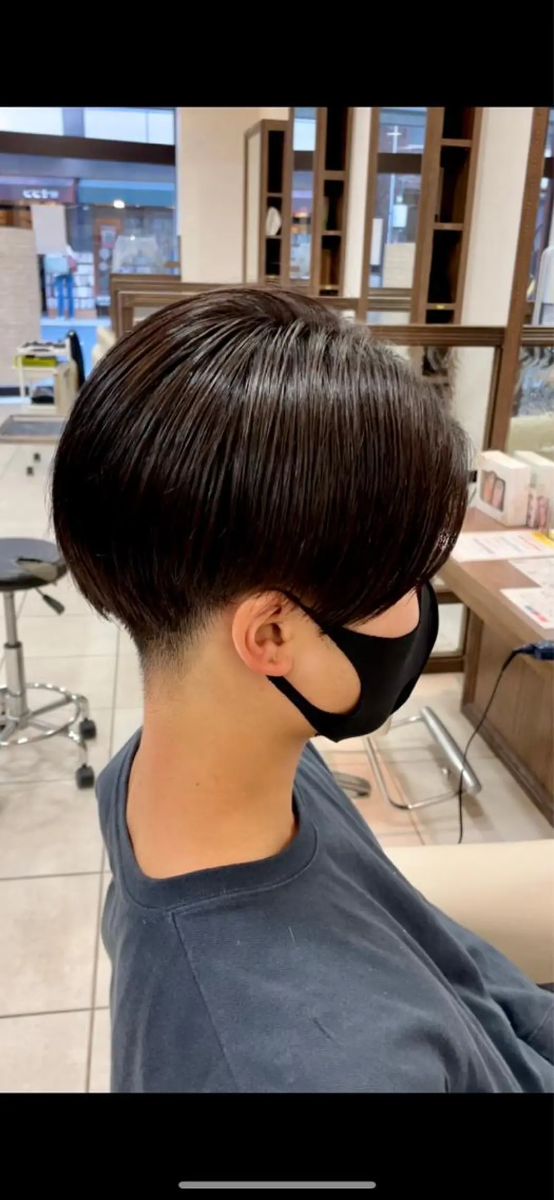 ショート メンズ センターパート カット 縮毛矯正 大澤　裕貴 【メンズカット】のヘアスタイル