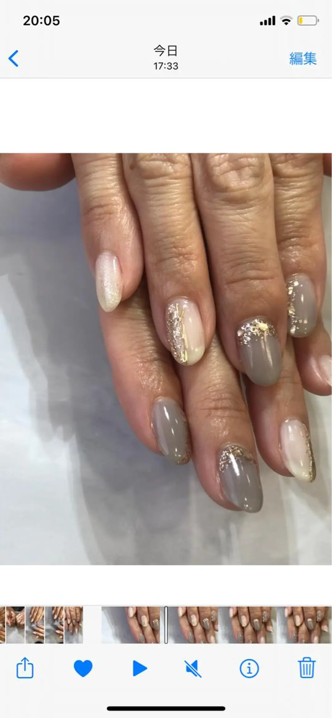 ネイル ゴージャス ラメ(グリッター) ミラーネイル MELLMODE所属・Nakano Kanaのネイルデザイン