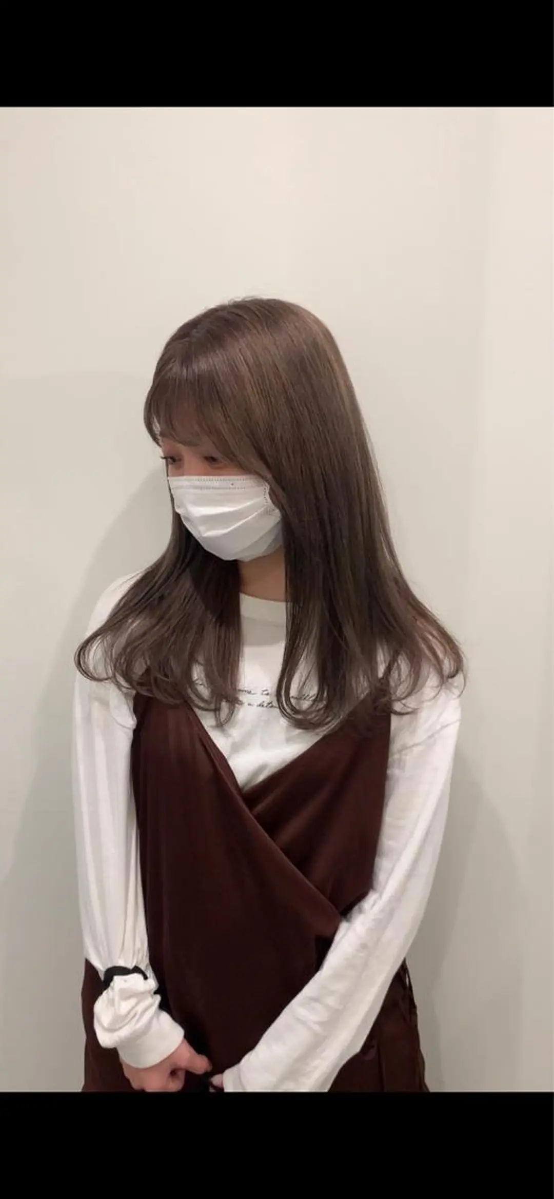 ロング ヘアカラー 落合希 Olivebeigeのヘアスタイル