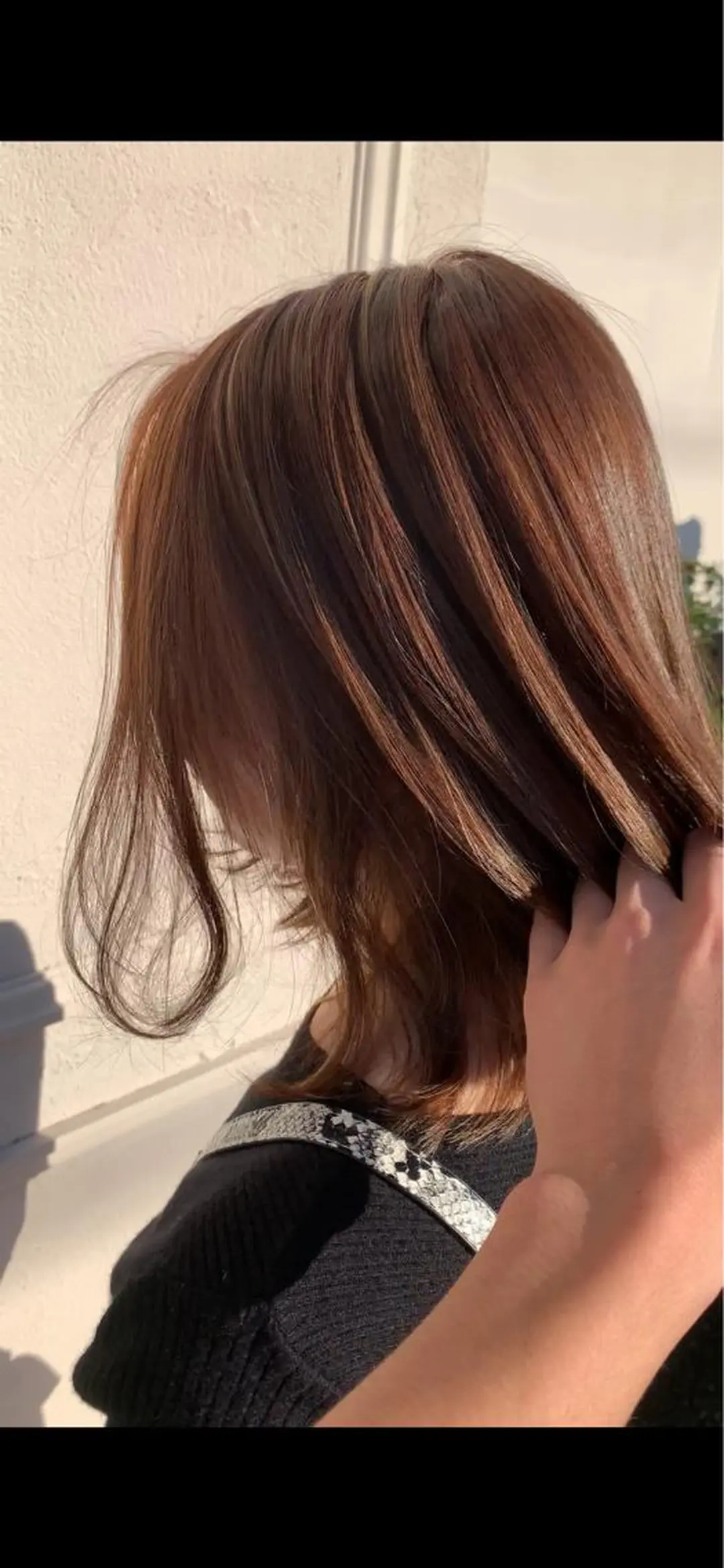 セミロング カラー ブラウンカラー ハイライトカラー マットブラウン ハイライト clocca所属・鵜飼 真伍のヘアスタイル