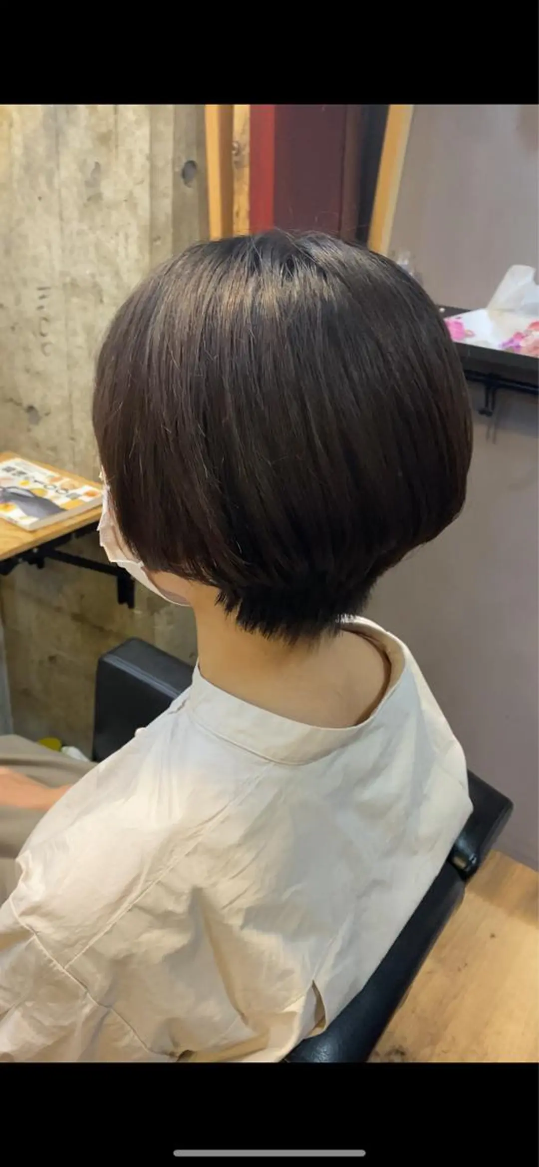 ショート カット ✂︎美容師芸人👑 コモリギャルソンのヘアスタイル