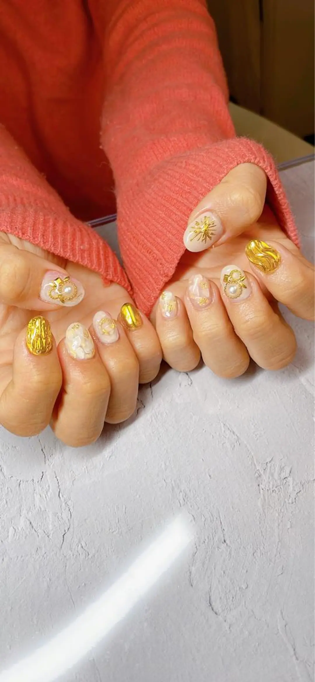 ネイル ゴールド ハンドネイル LaLa Peach 福岡のマツエク・マツパデザイン