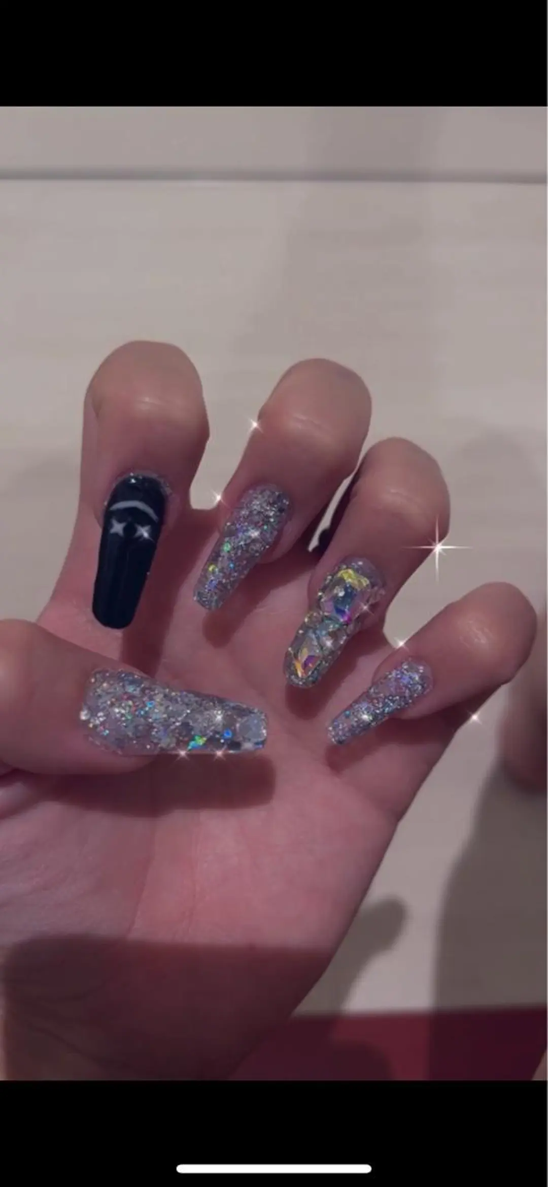 ネイル nail.salon .Reversalのネイルデザイン