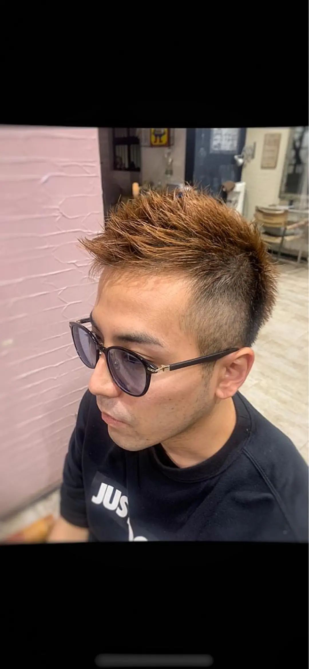 ショート カラー メンズ モヒカン メンズベリーショート ベリーショート ショートヘア カット ヘアセット メンズStylist 山根慧のヘアスタイル