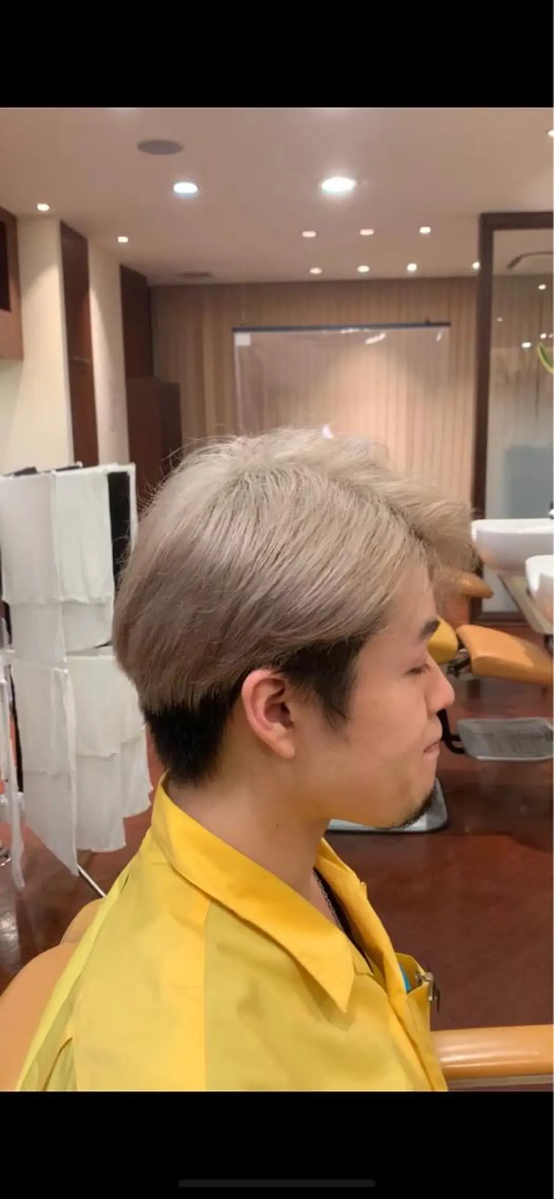 ショート カラー メンズ グレージュ ヘアカラー sky亀戸所属・✨ホワイトカラー✨ ホワイトブリーチ✨のヘアスタイル