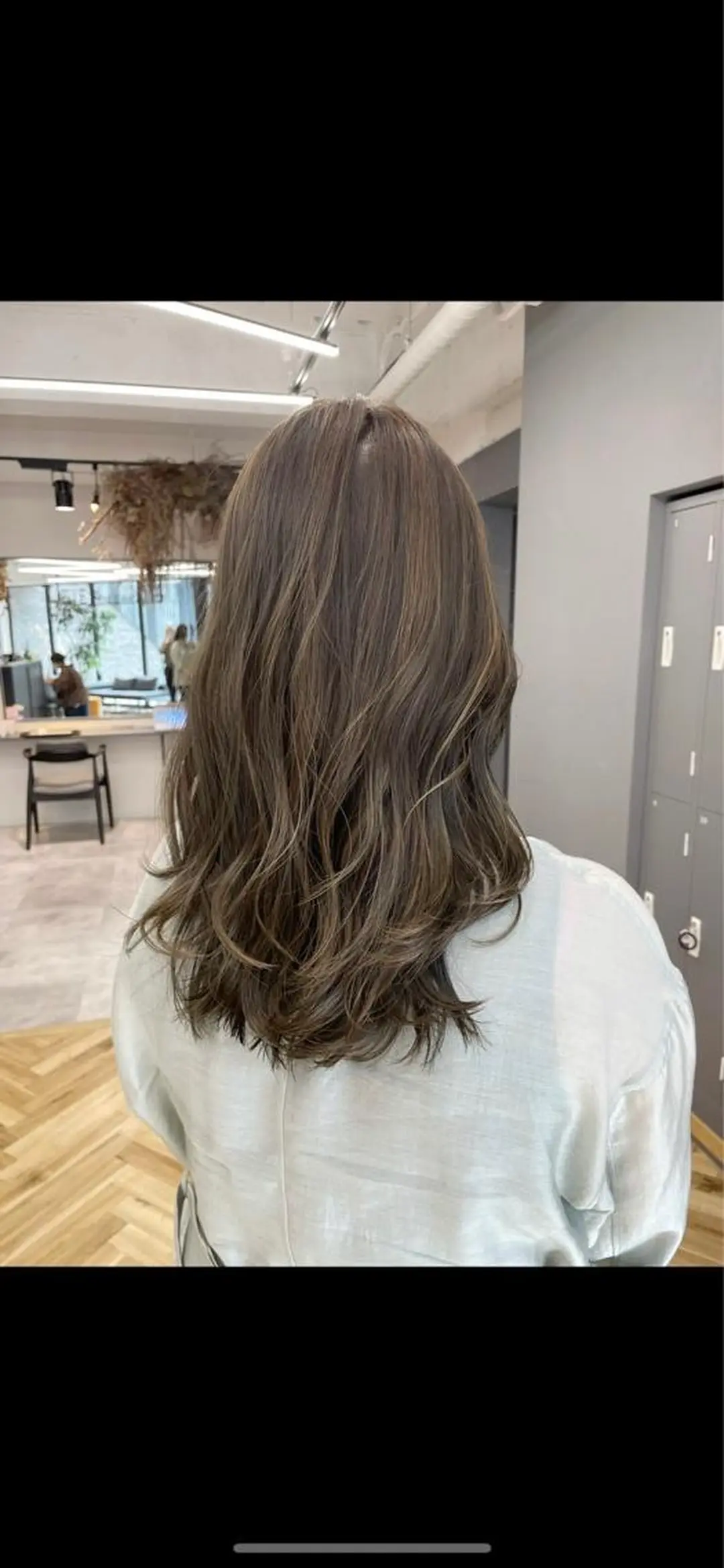 ロング 岸本 理希のヘアスタイル