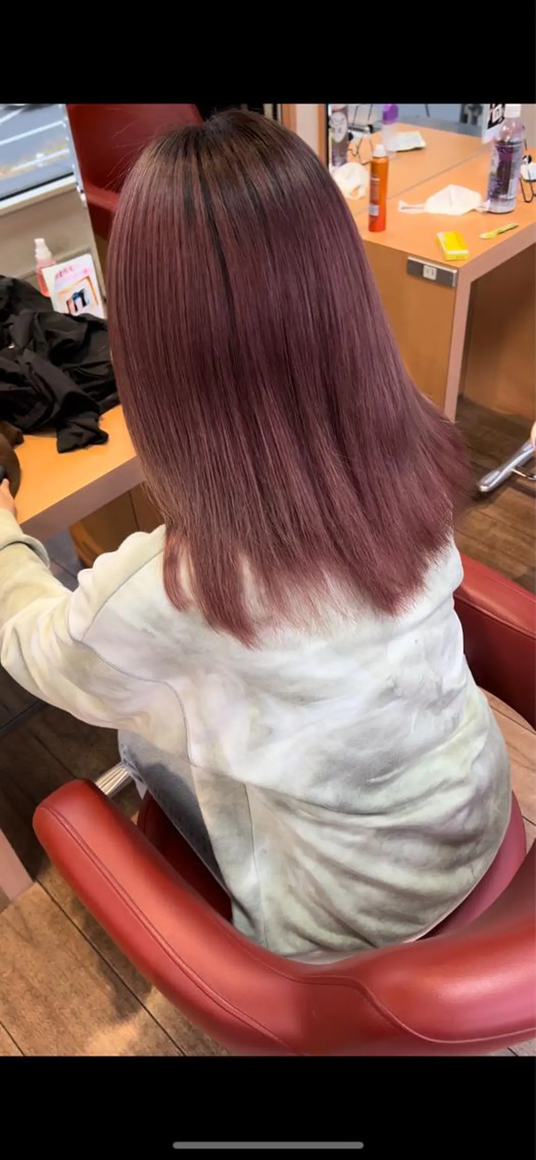 セミロング 脱白髪染め専門　清水 和馬のヘアスタイル