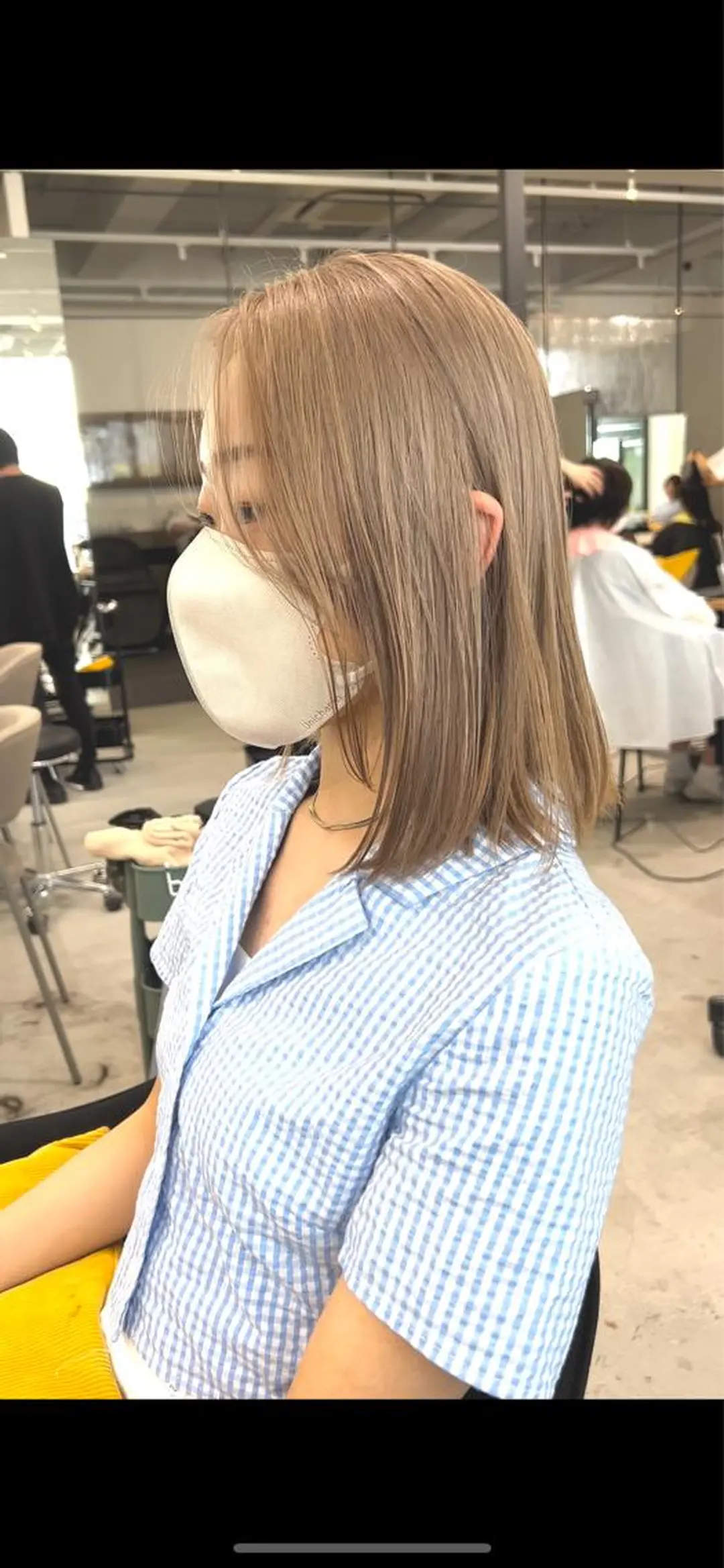 セミロング カラー 【限定価格✨ ✂️】岩田真宏のヘアスタイル