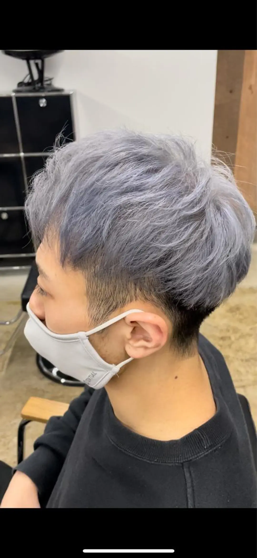 ショート カラー メンズ メンズブリーチ ブリーチ シルバー カット ヘアカラー ボブ/透明感カラー EMIRIのヘアスタイル