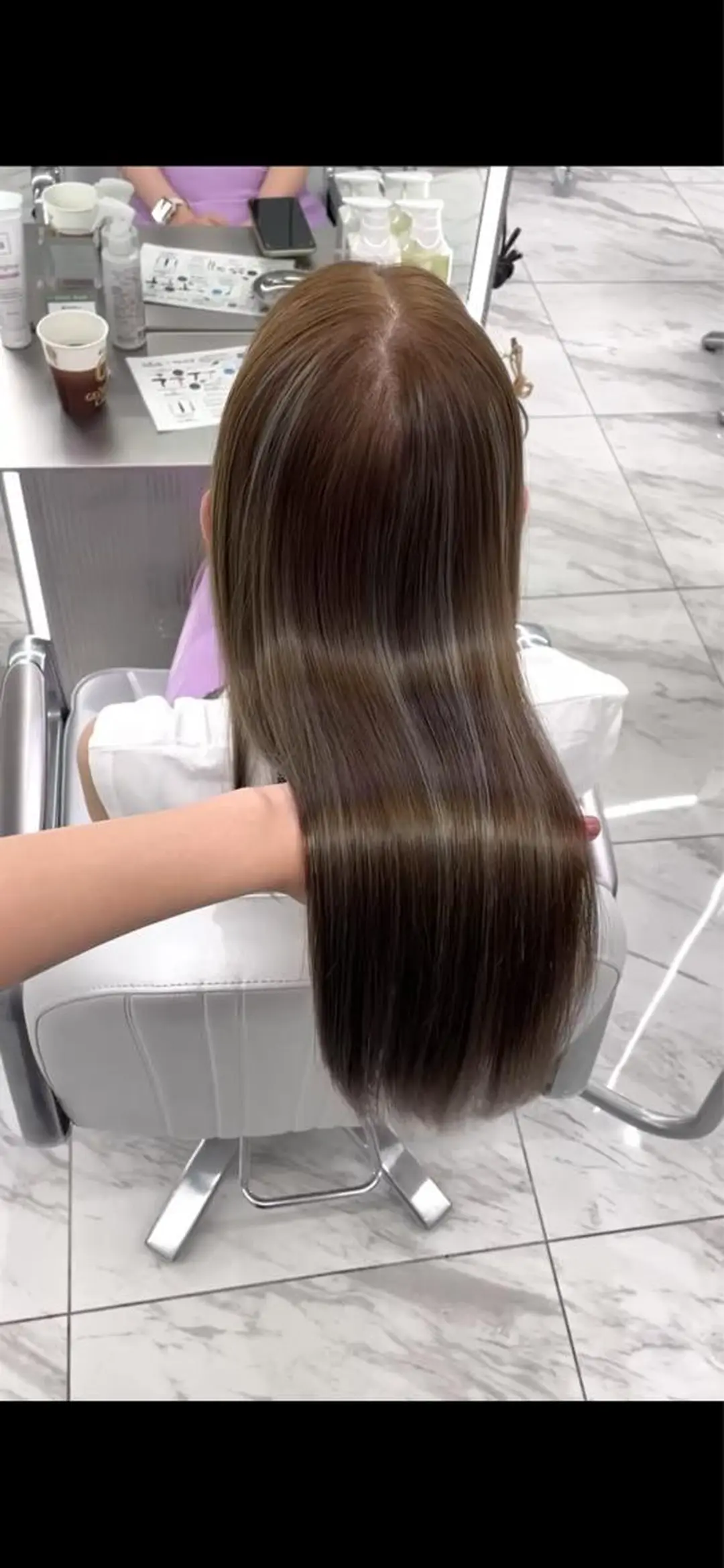 ロング ヘアカラー トリートメント 菜々🫧新宿 透明感ケアブリーチのヘアスタイル