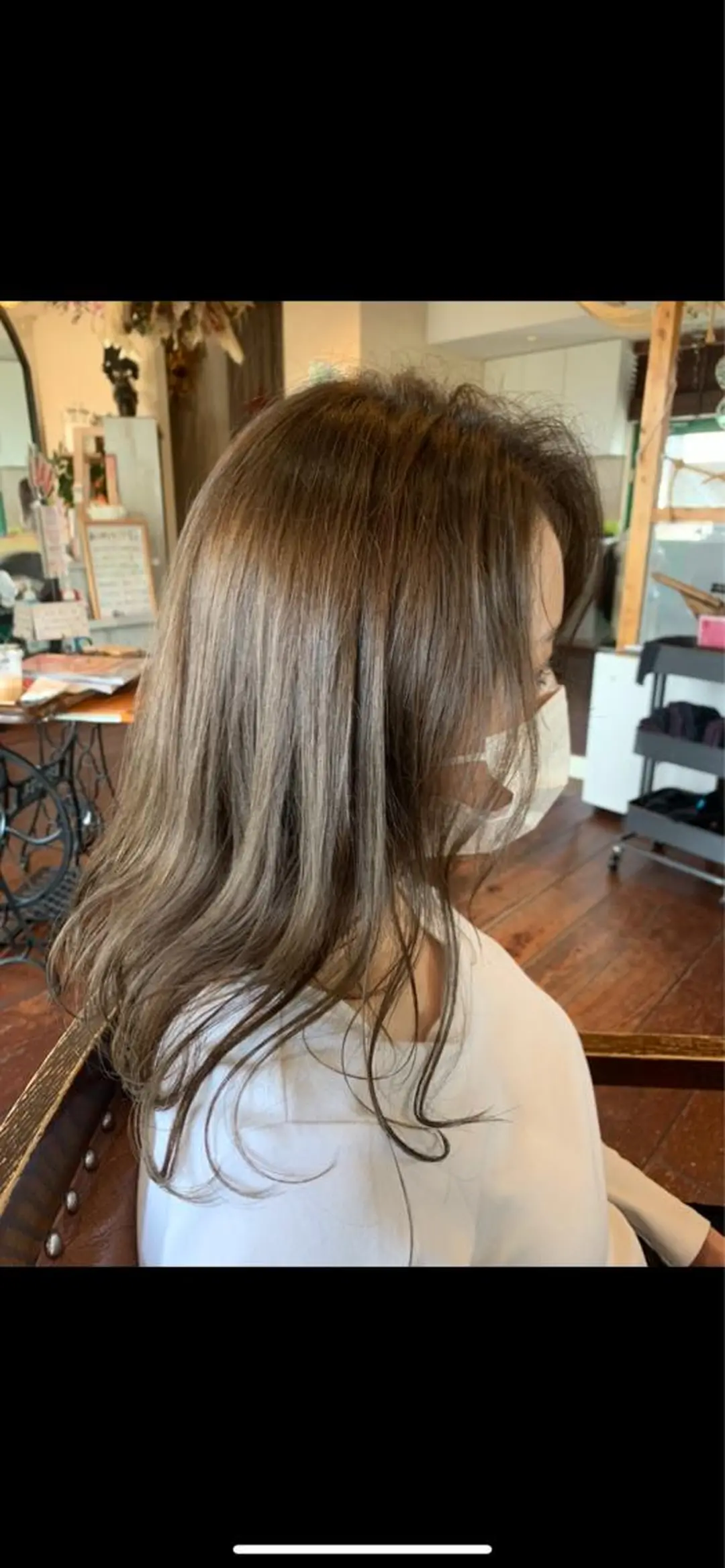 ロング カラー ヘアアレンジ ベージュカラー ハイトーンカラー シルバー シルバーベージュ カット ヘアカラー トリートメント GO TODAY シェアサロン 名古屋パルコ所属・仲地 大地のヘアスタイル