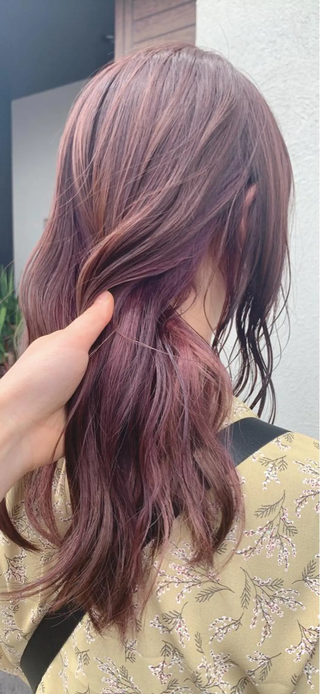 カラー 大友 麻衣のヘアスタイル