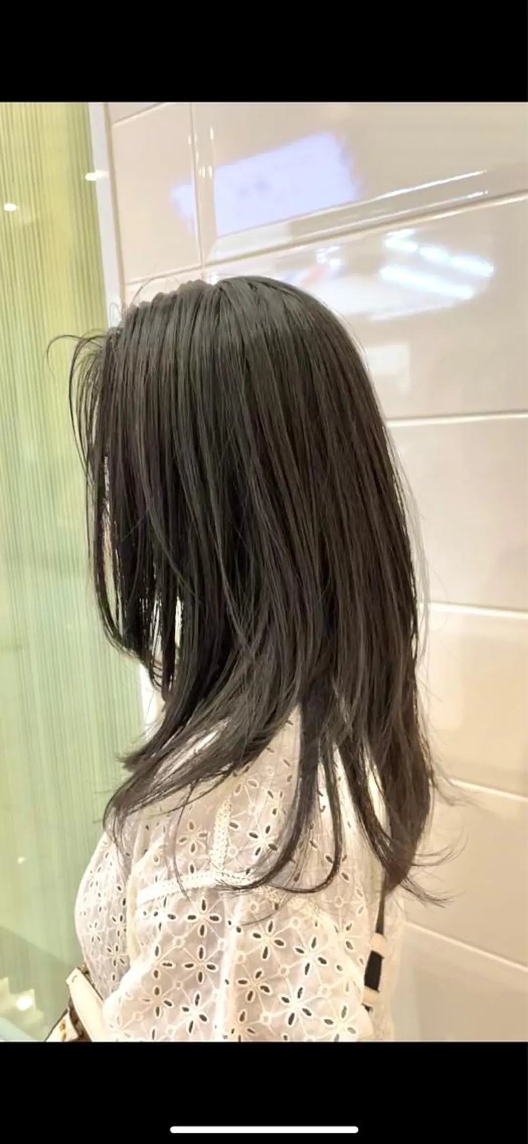 セミロング レイヤーカット 福田 しずくのヘアスタイル