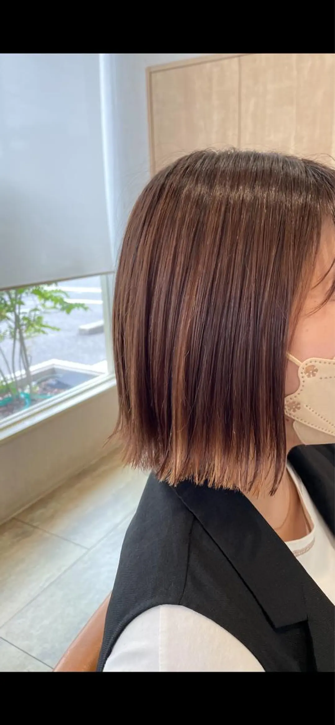 ミディアム カット 新地 咲綾のヘアスタイル