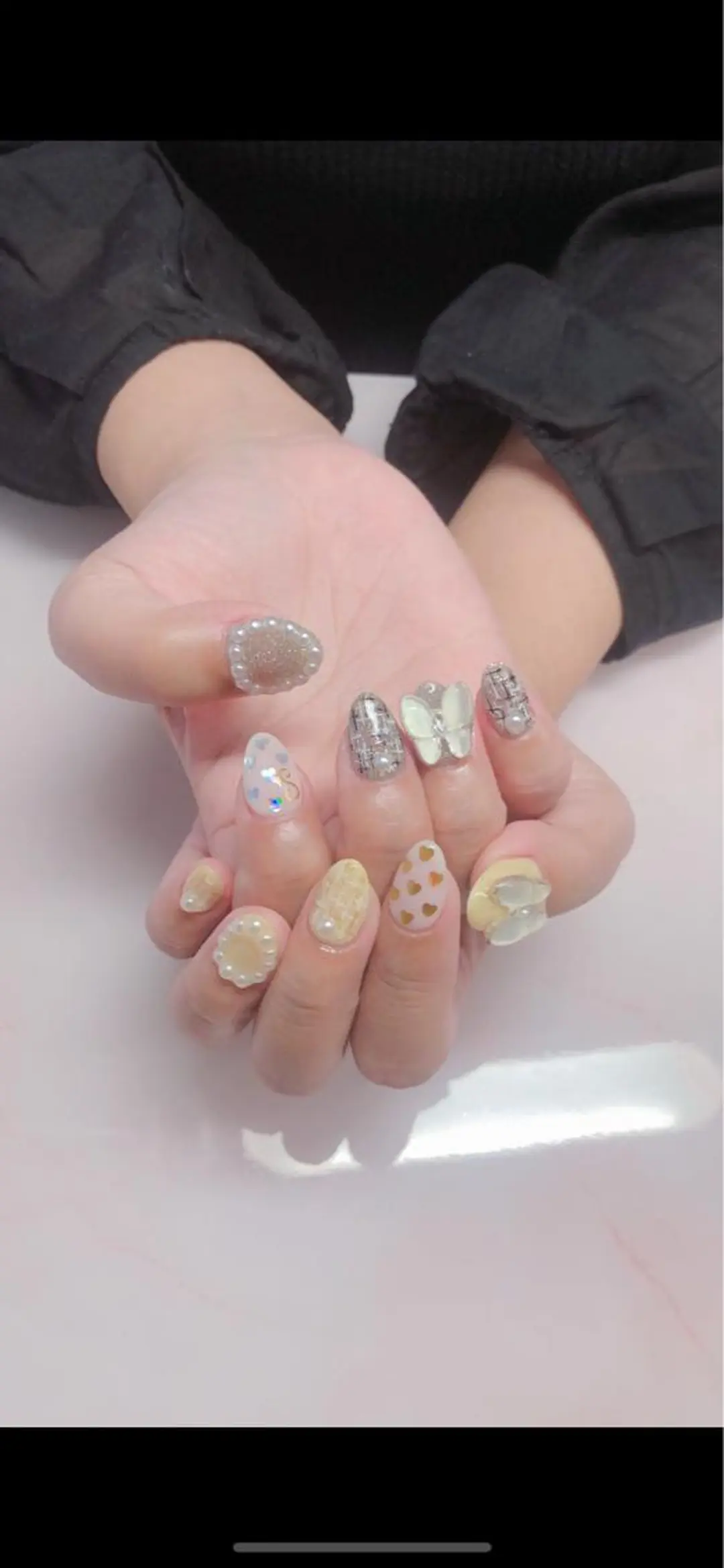 ネイル ハンドネイル ハンドケア ハク キのネイルデザイン