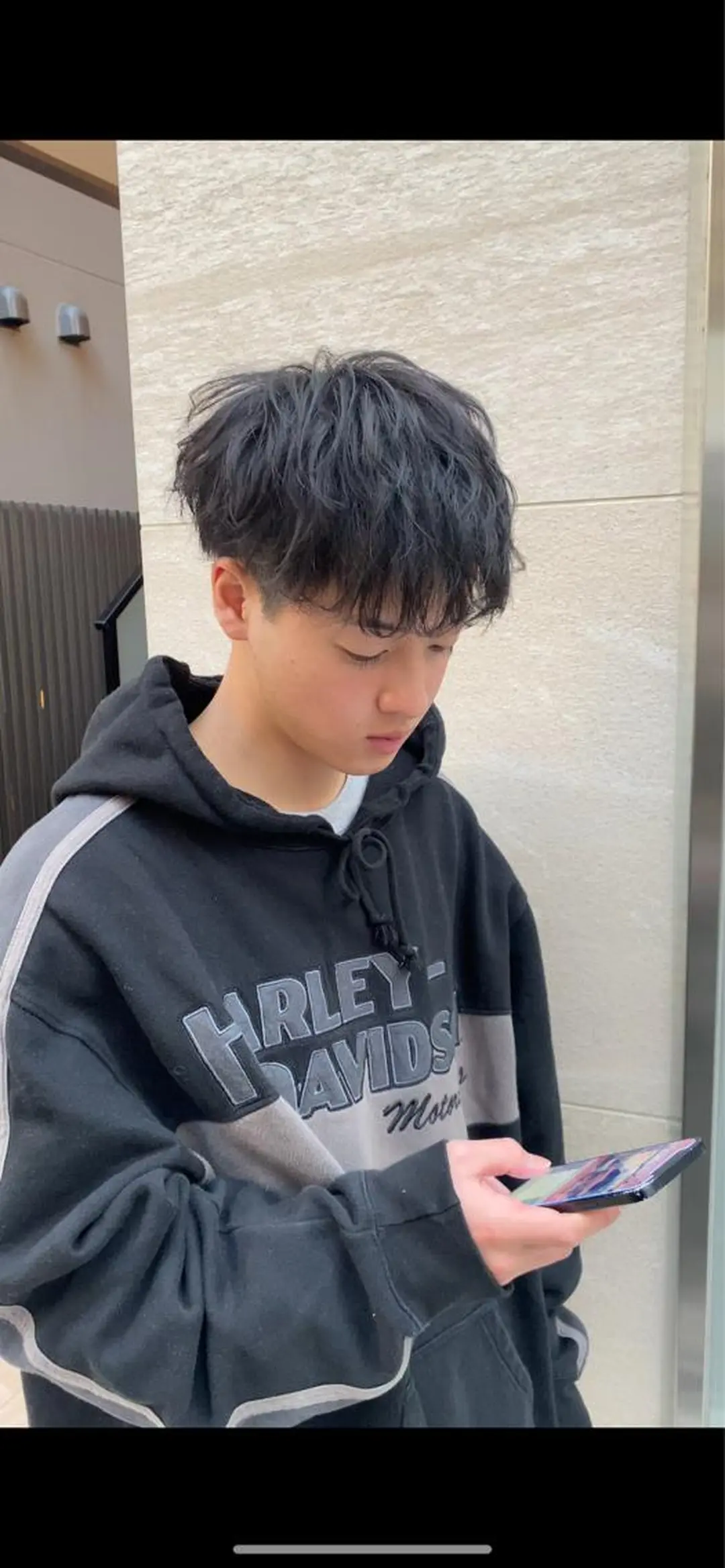 メンズ 透明感ブリーチ/ メンズパーマのヘアスタイル