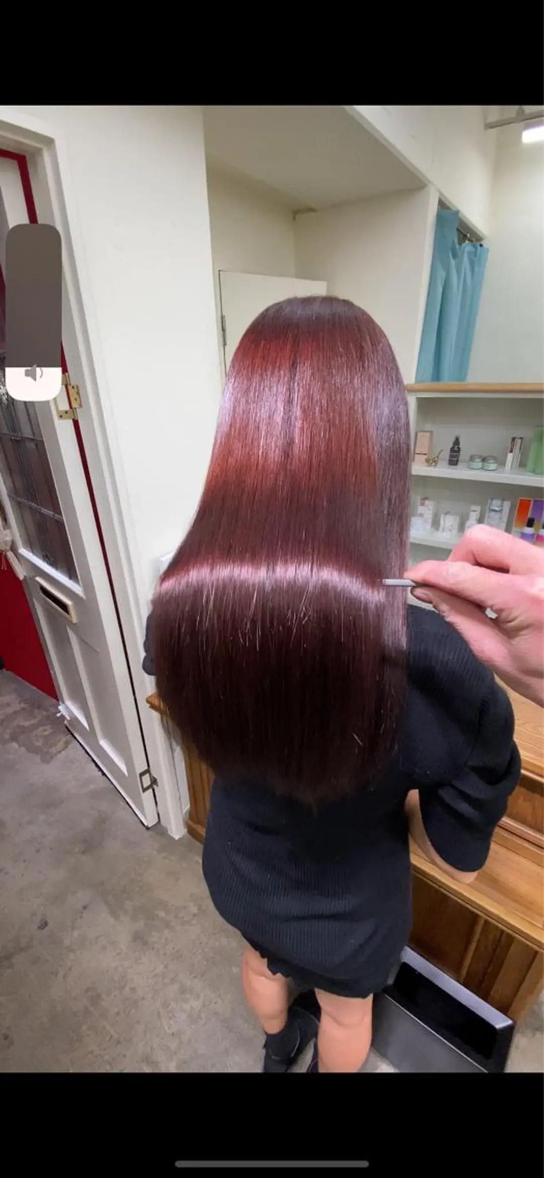 ロング カラー ウルフ/レイヤー /パーマ　ナユタのヘアスタイル