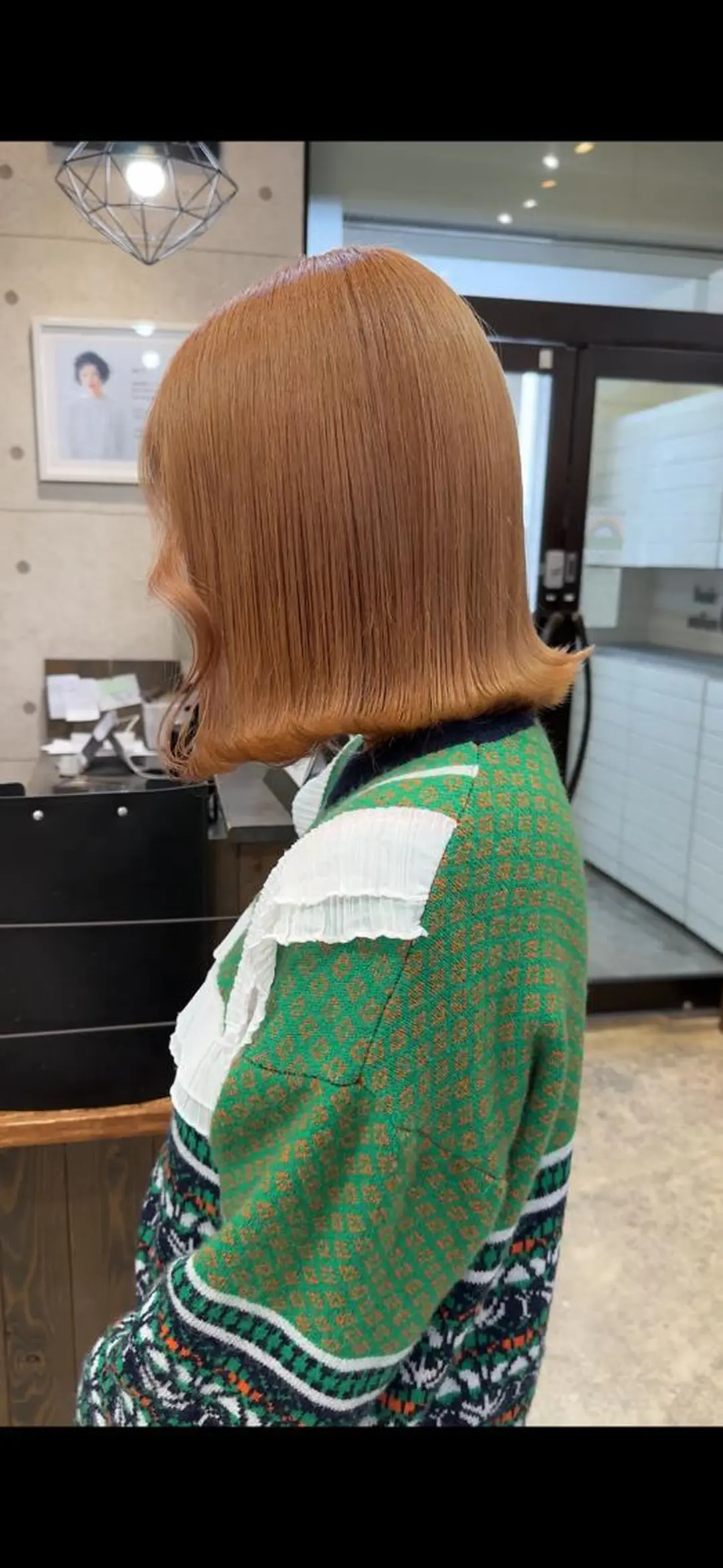 ミディアム カラー ボブ 外ハネヘア 遠藤沙也加 /レイヤーカットのヘアスタイル