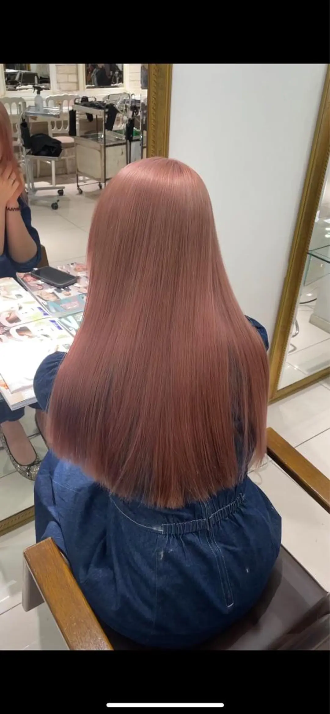 ロング カラー 🩶ブリーチ/ レイヤー🩶フミカのヘアスタイル