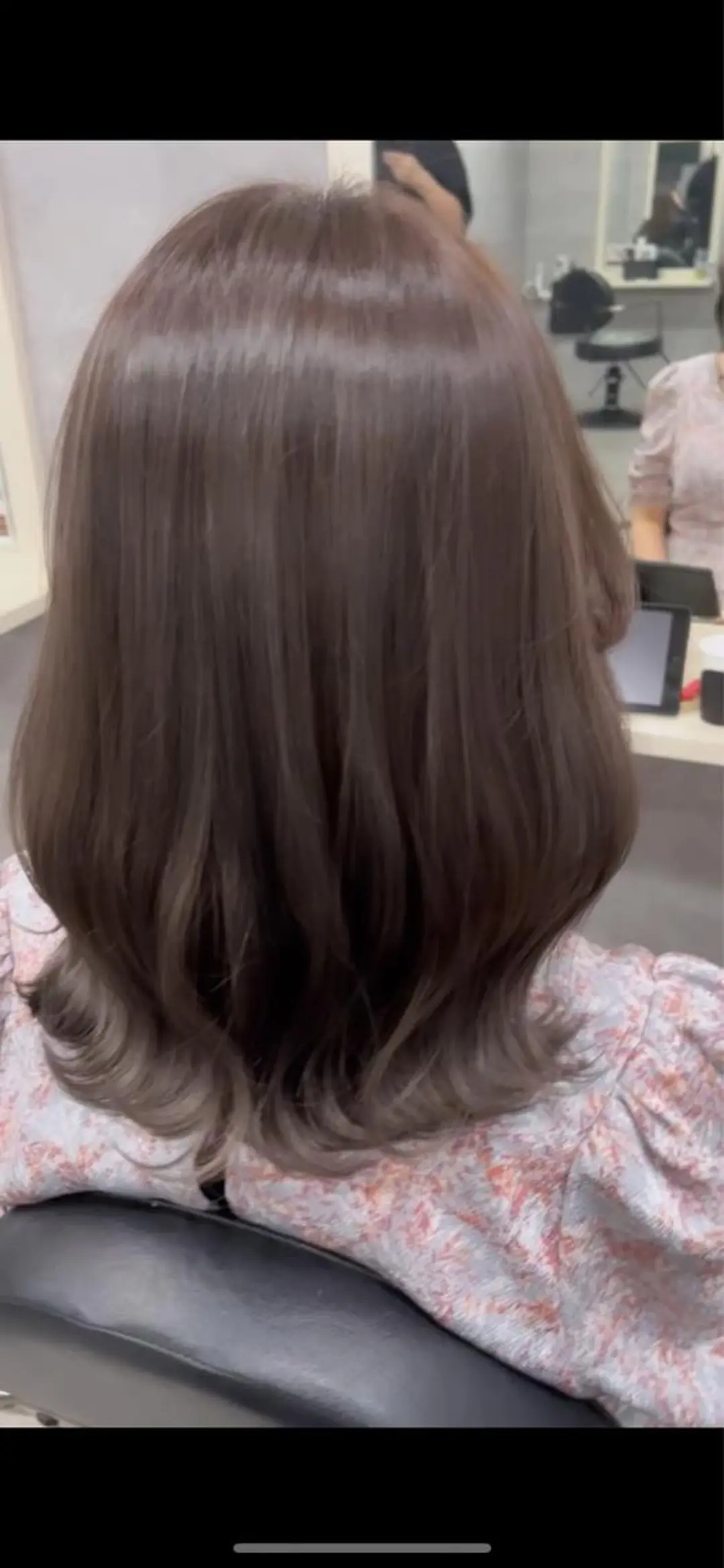 セミロング カラー 透明感カラー ロエ平尾山荘所属・ショート/ハイライト /平尾/薬院/綜一郎のヘアスタイル