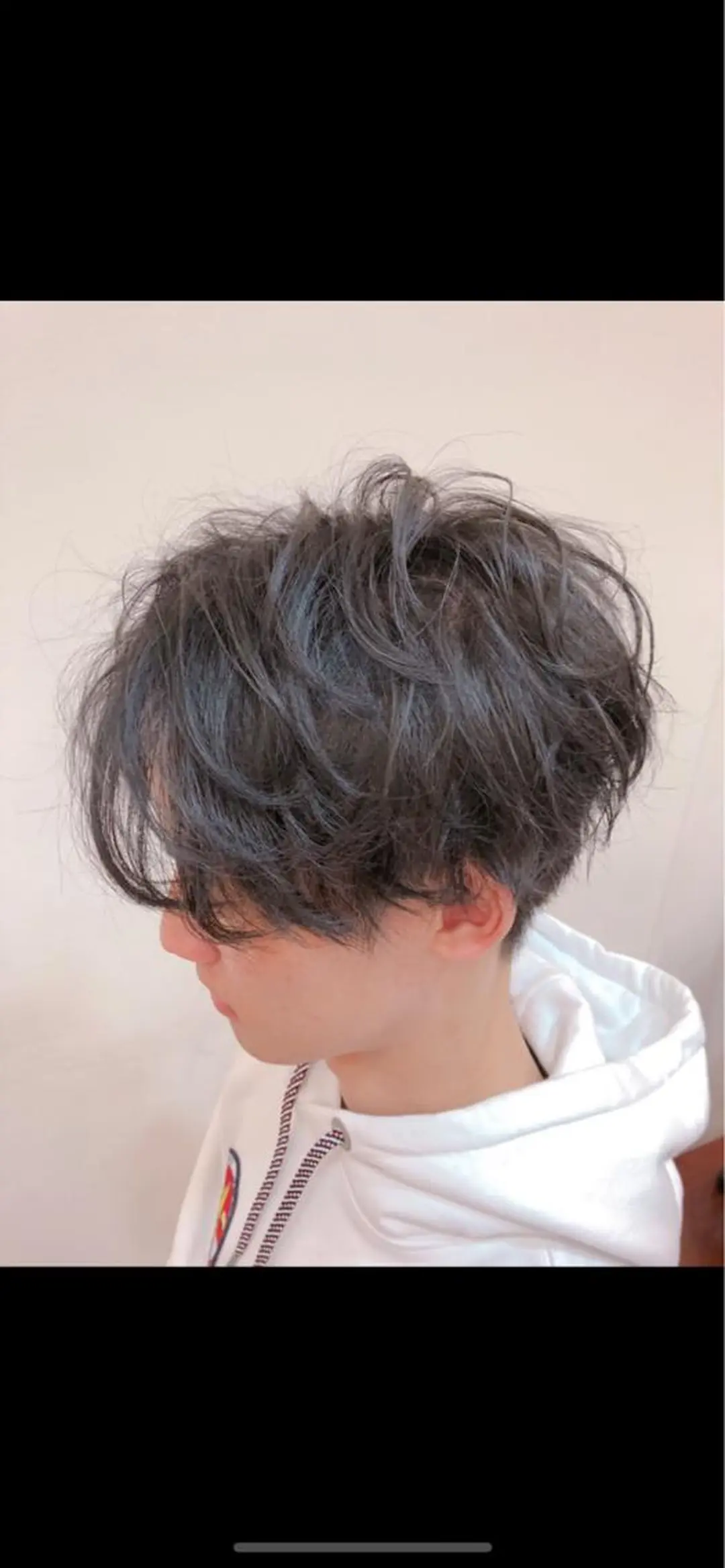 ショート メンズ センターパート 関 京磨のヘアスタイル