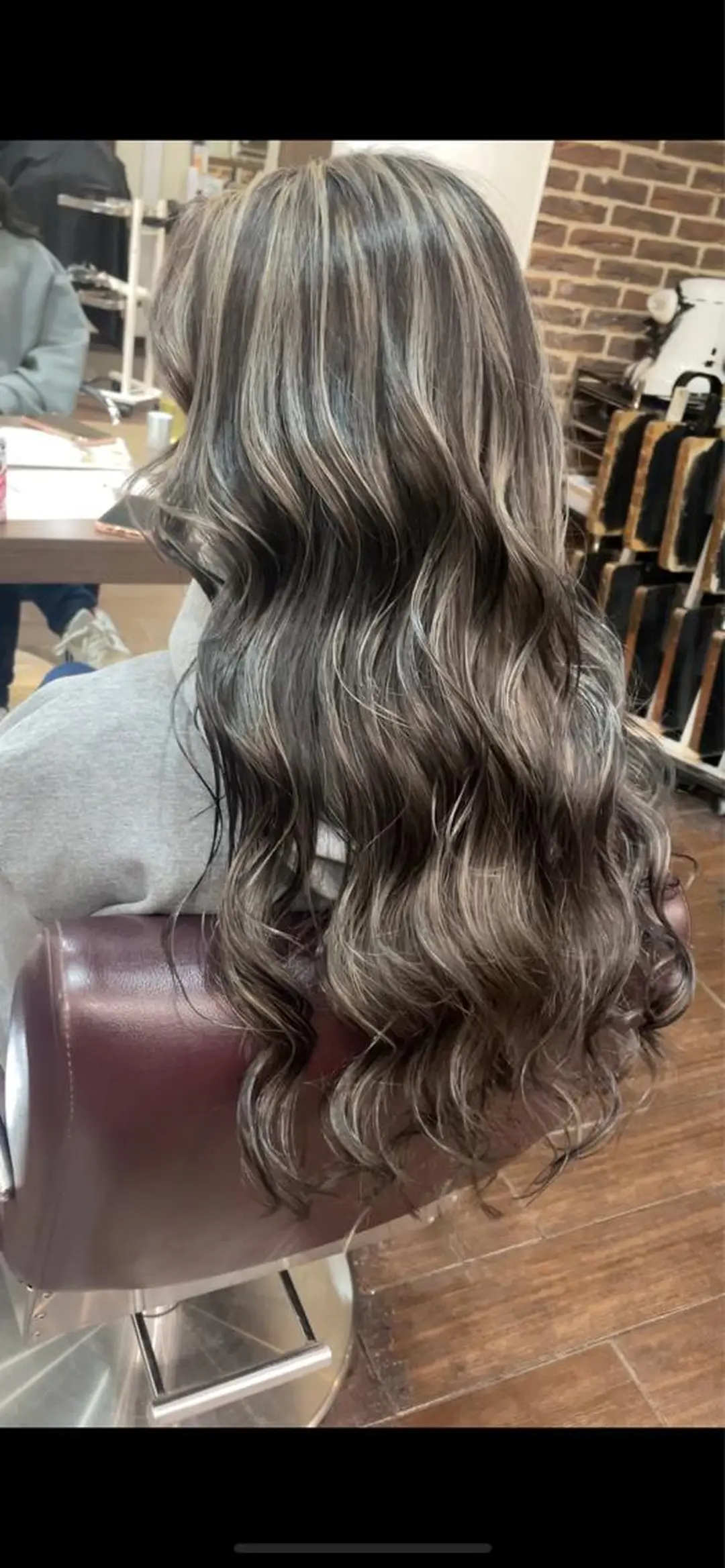 ロング カラー ハイライトカラー ハイライト ヘアカラー トリートメント 韓国ヘア🦋 MIYUのヘアスタイル